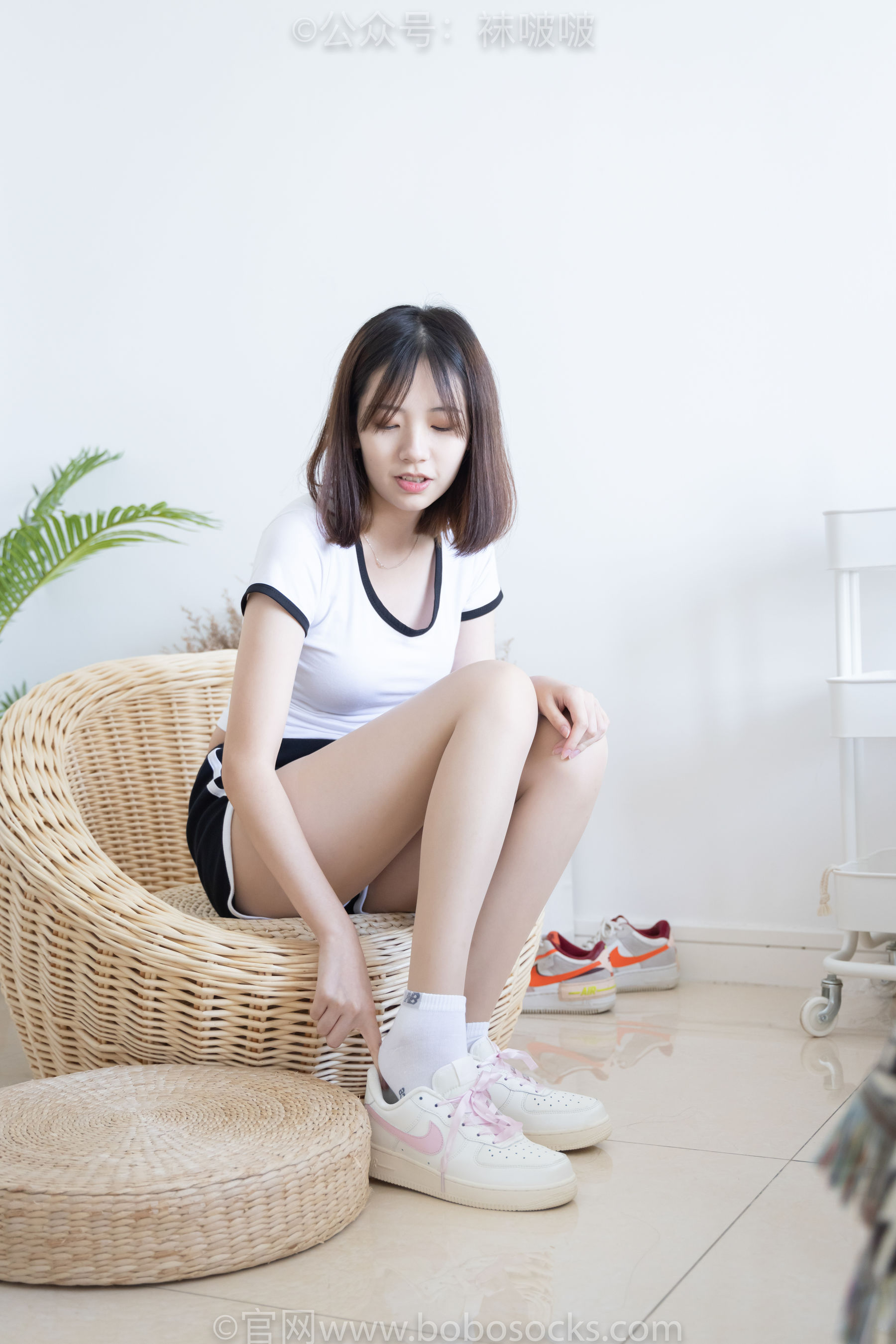 BoBoSocks袜啵啵 No.026 小甜豆-体操服、空军一号、白棉袜、肉丝