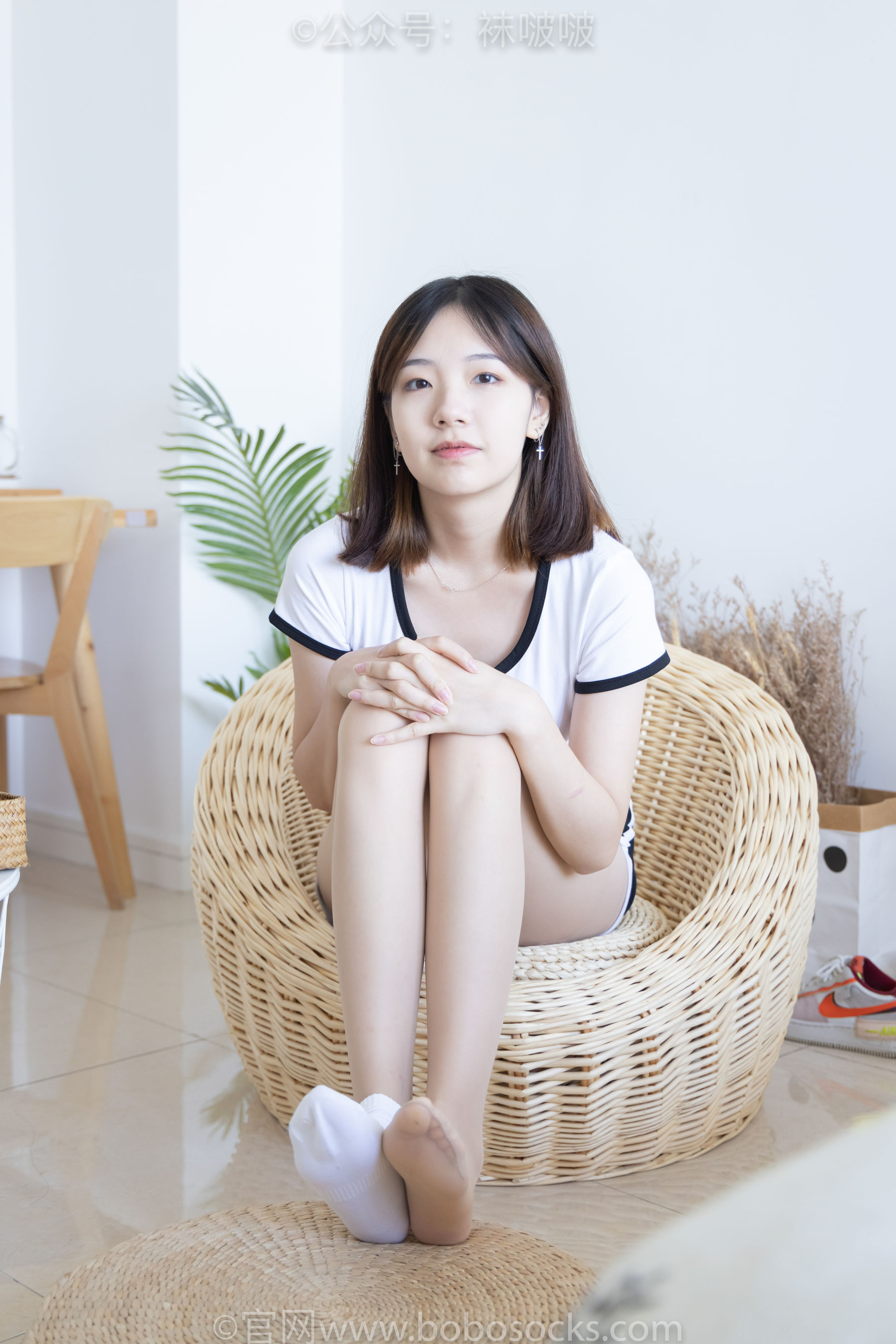 BoBoSocks袜啵啵 No.026 小甜豆-体操服、空军一号、白棉袜、肉丝