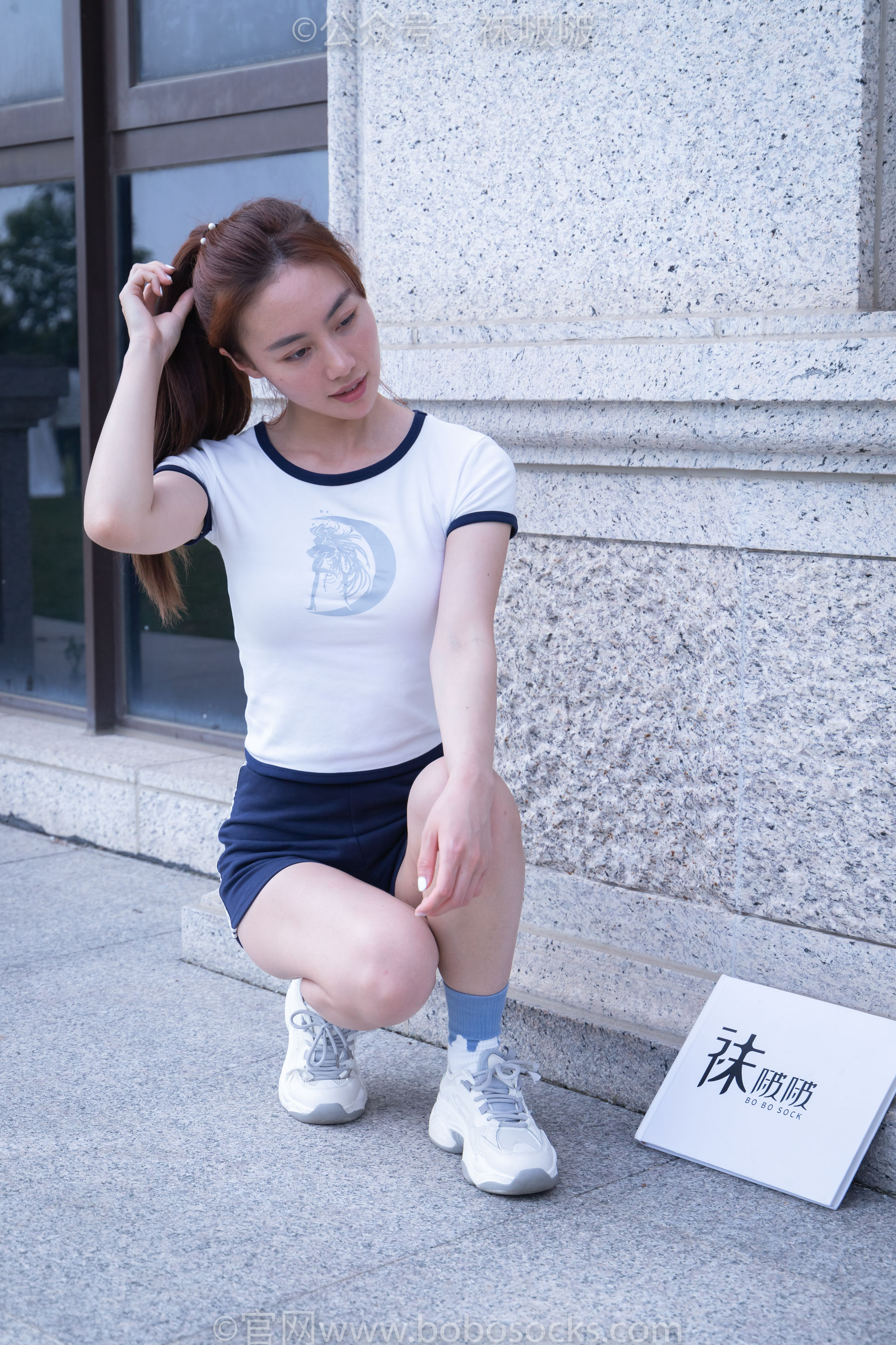 BoBoSocks袜啵啵 No.028 小米-运动鞋、白棉袜、裸足