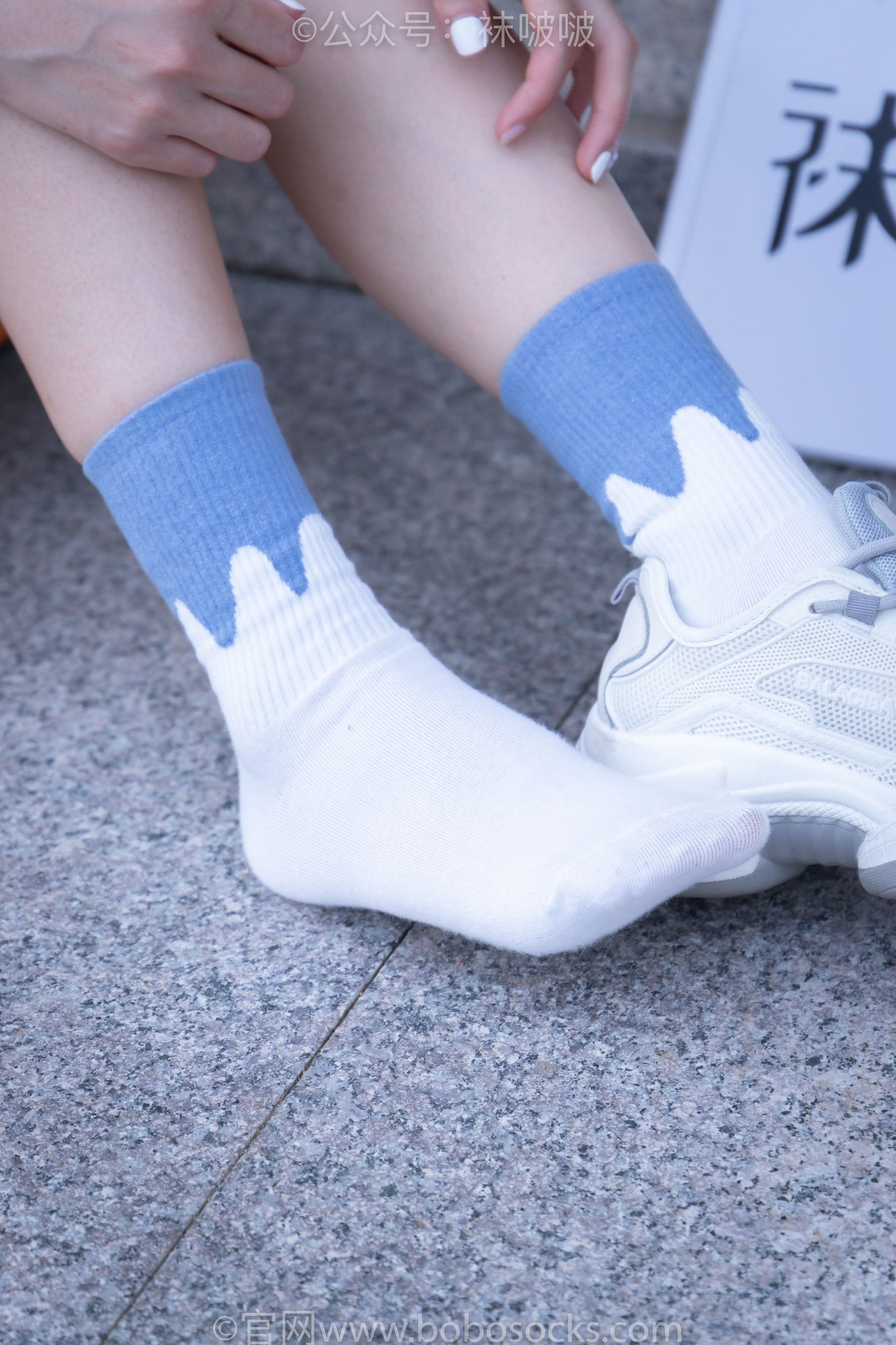 BoBoSocks袜啵啵 No.028 小米-运动鞋、白棉袜、裸足
