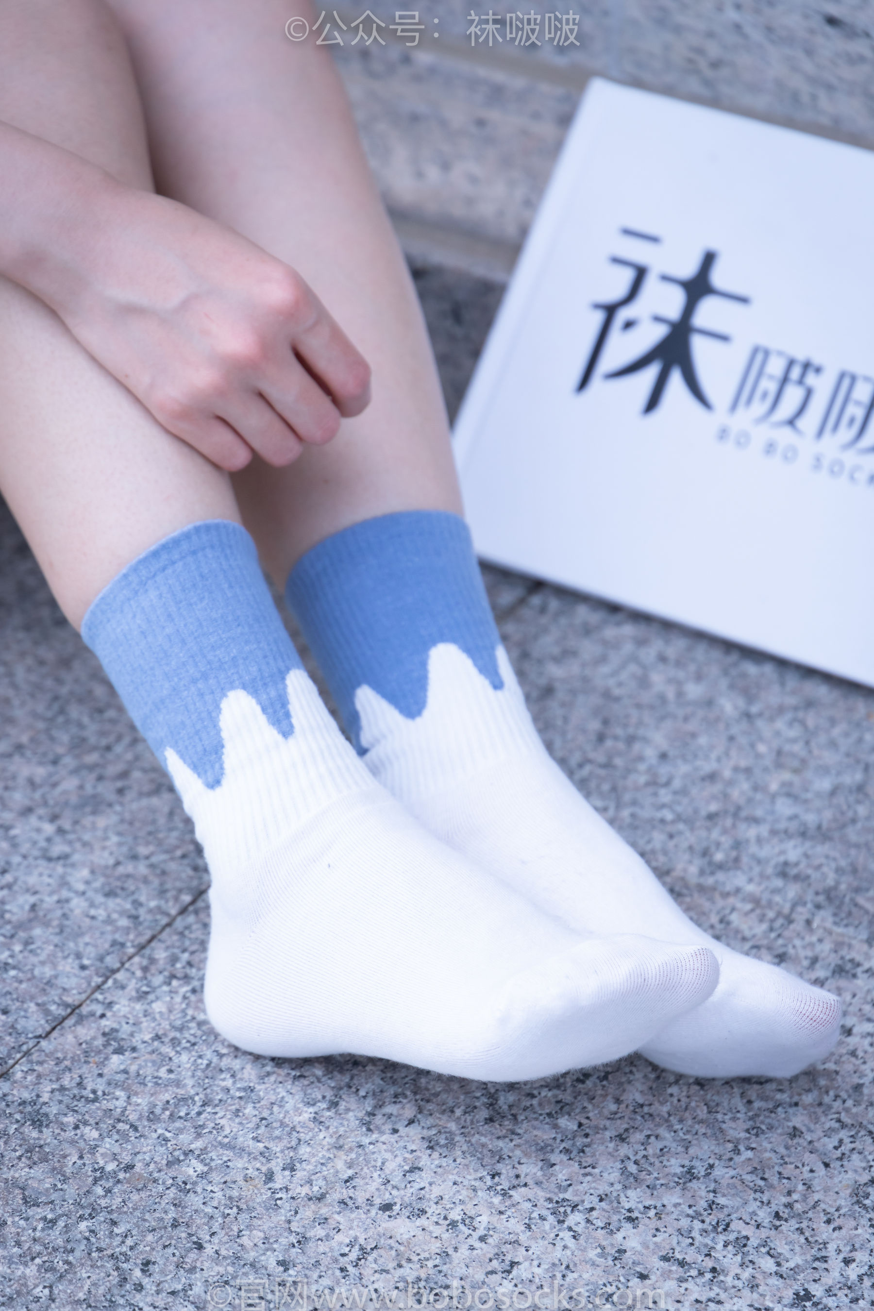 BoBoSocks袜啵啵 No.028 小米-运动鞋、白棉袜、裸足