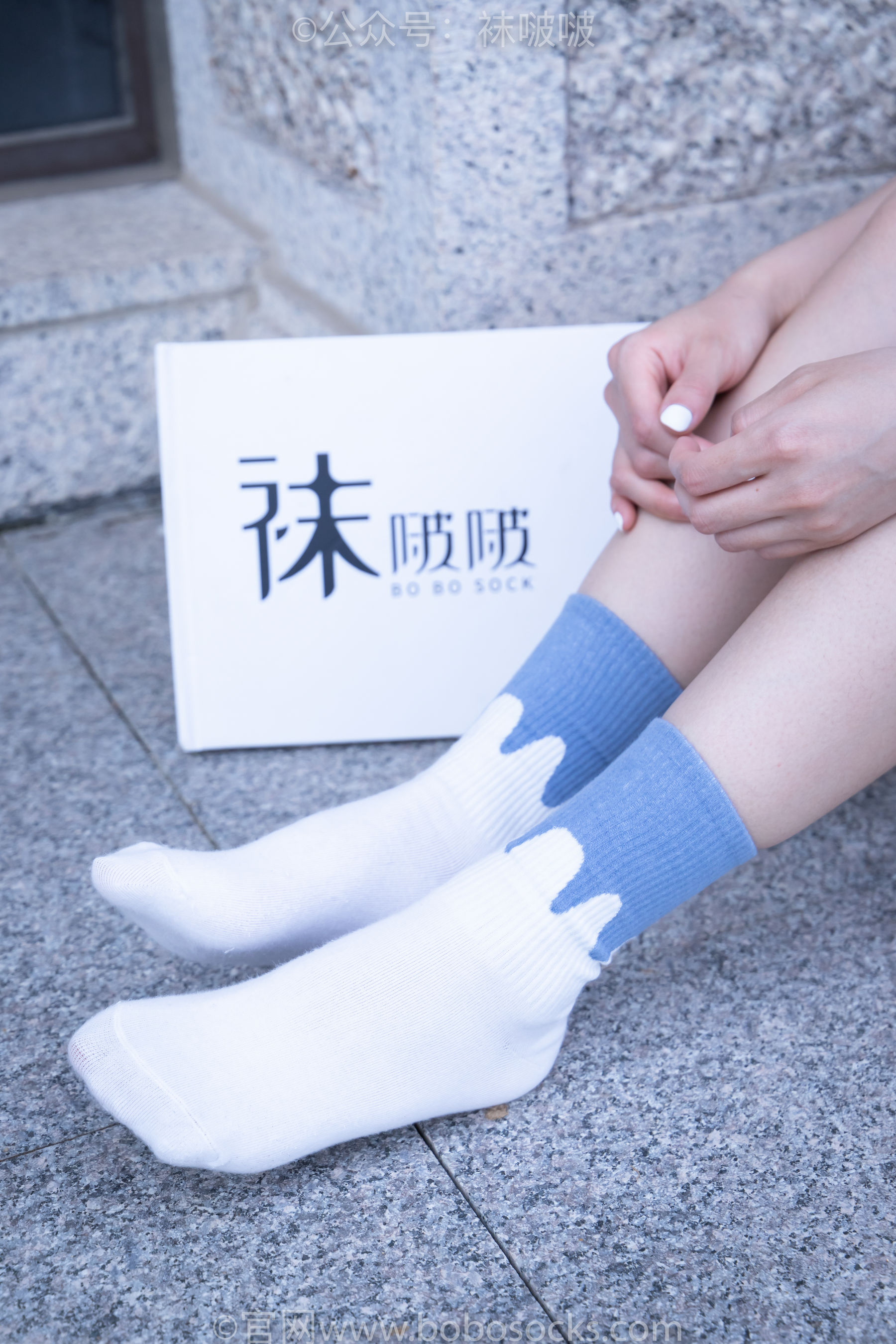 BoBoSocks袜啵啵 No.028 小米-运动鞋、白棉袜、裸足