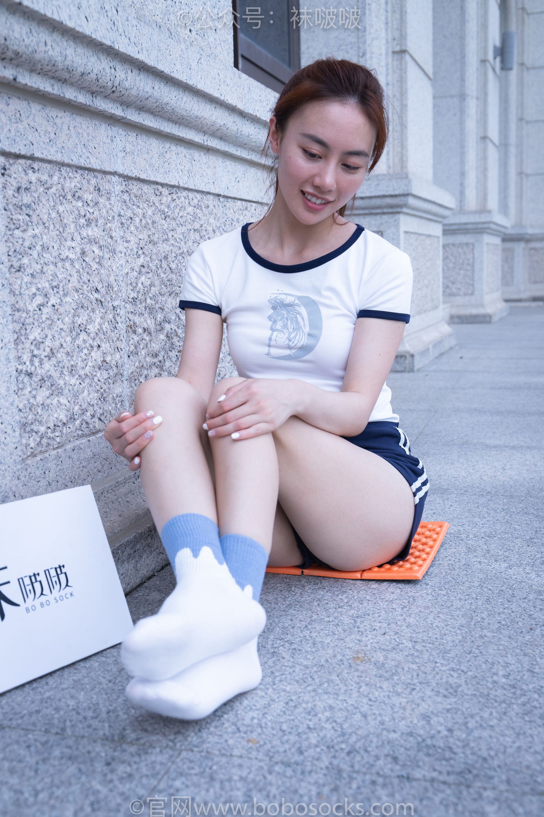 BoBoSocks袜啵啵 No.028 小米-运动鞋、白棉袜、裸足