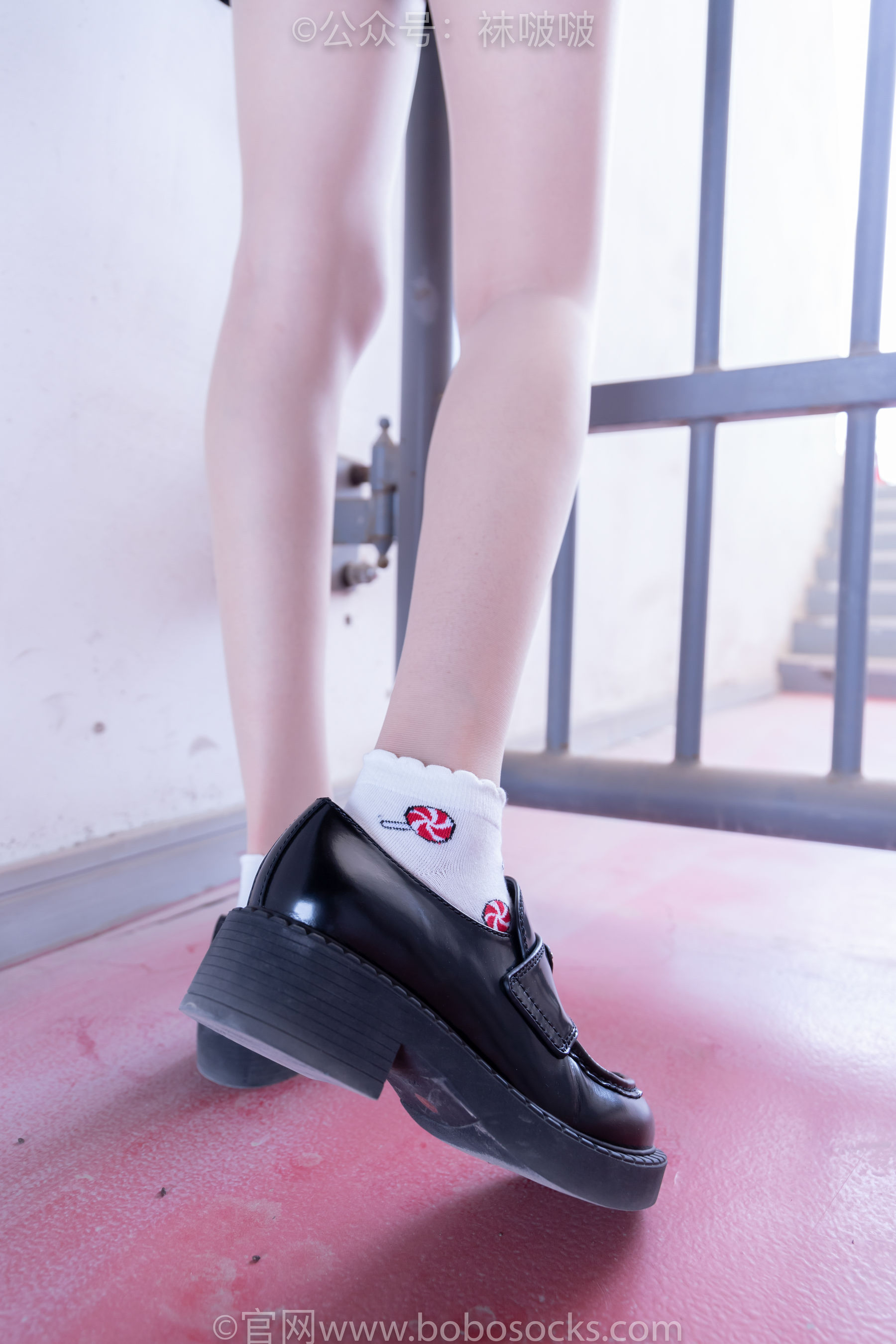 BoBoSocks袜啵啵 No.030 稚予- 皮鞋、短白棉袜、肉丝