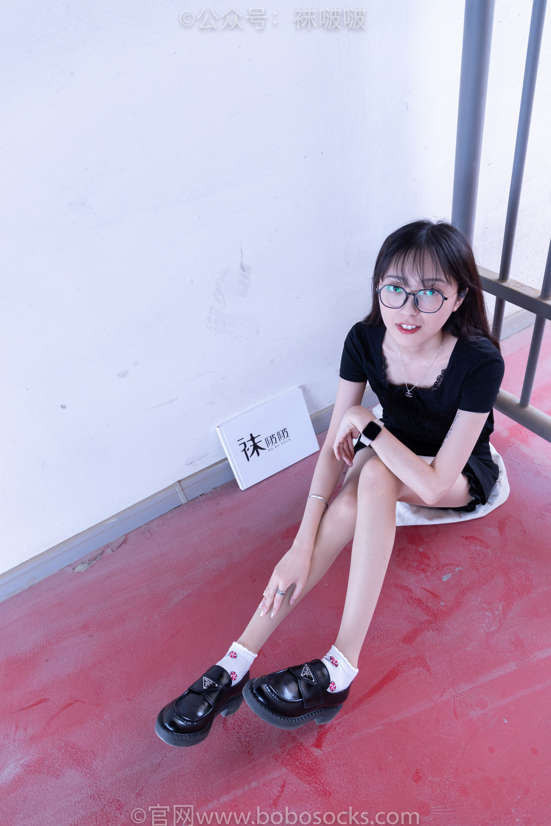 BoBoSocks袜啵啵 No.030 稚予- 皮鞋、短白棉袜、肉丝