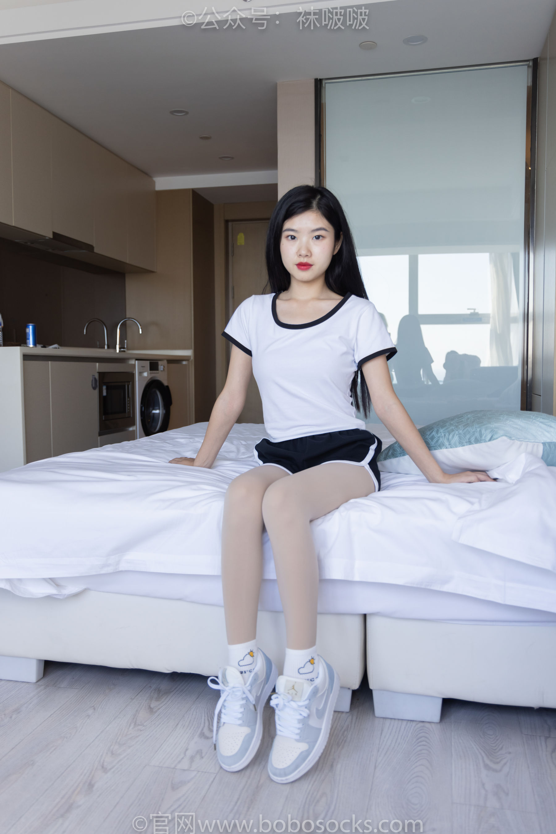 BoBoSocks袜啵啵 No.031 小奶熊-AJ板鞋、白棉袜、厚肉丝