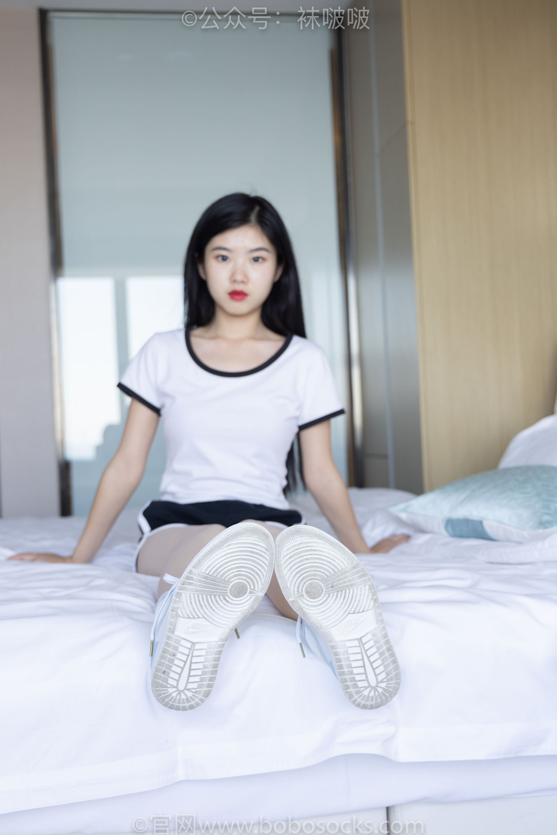 BoBoSocks袜啵啵 No.031 小奶熊-AJ板鞋、白棉袜、厚肉丝