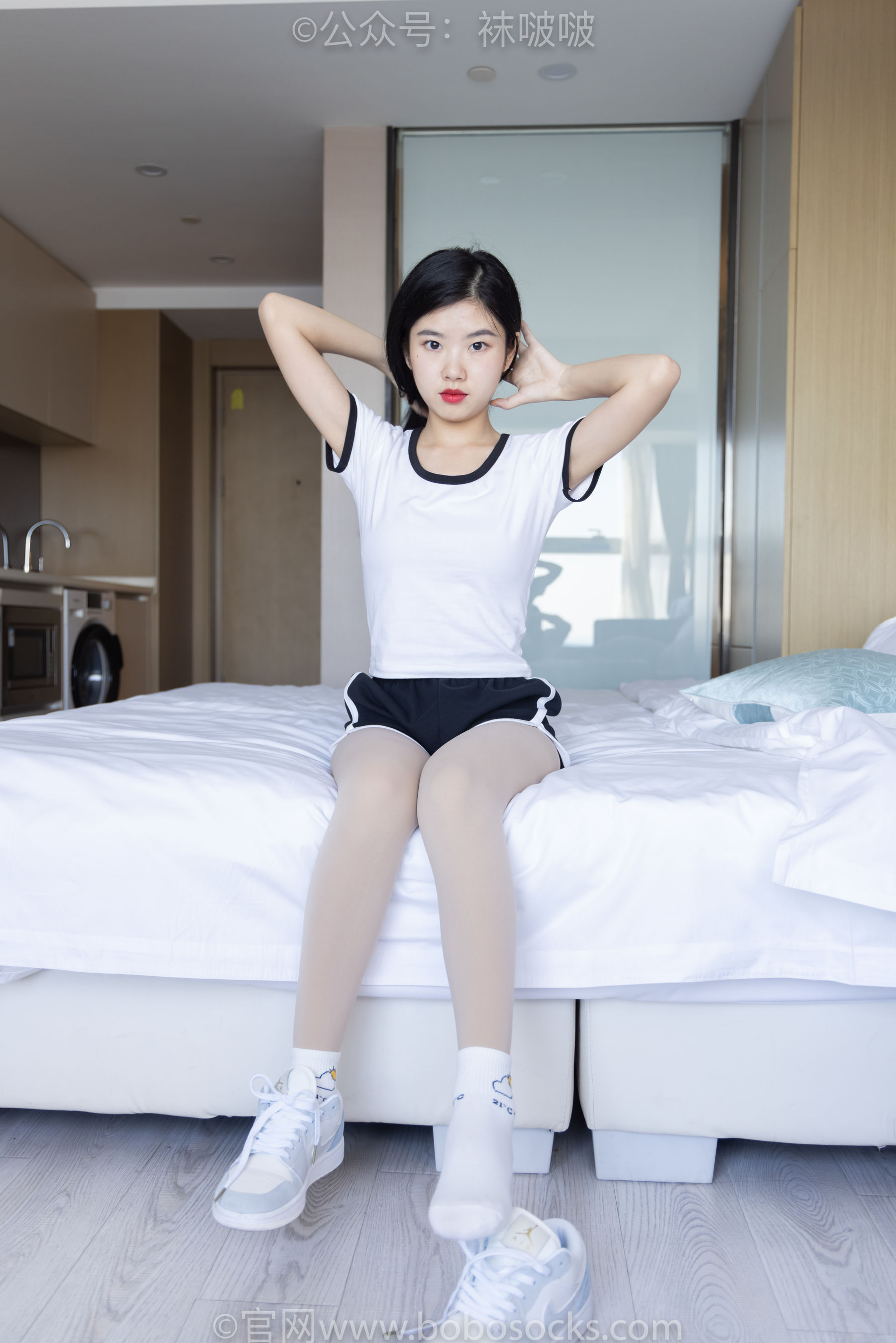 BoBoSocks袜啵啵 No.031 小奶熊-AJ板鞋、白棉袜、厚肉丝