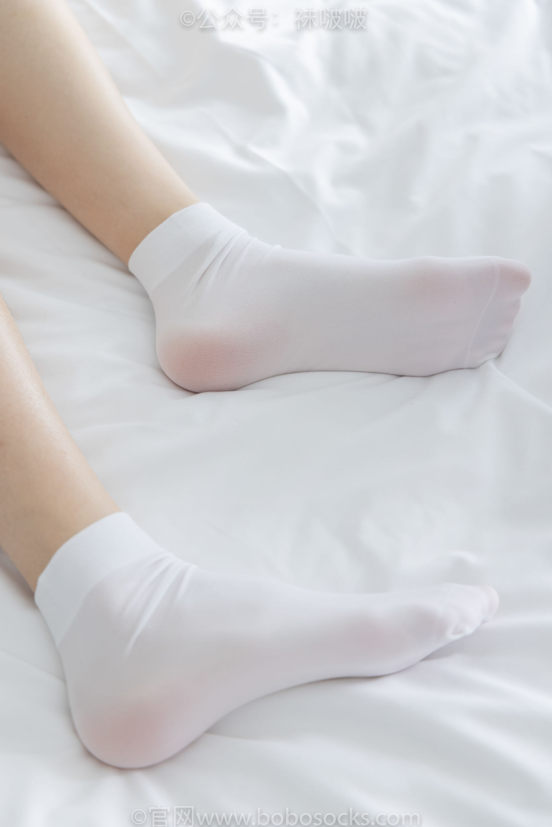 BoBoSocks袜啵啵 No.033 稚予-贝壳头、天鹅绒黑袜、天鹅绒白袜