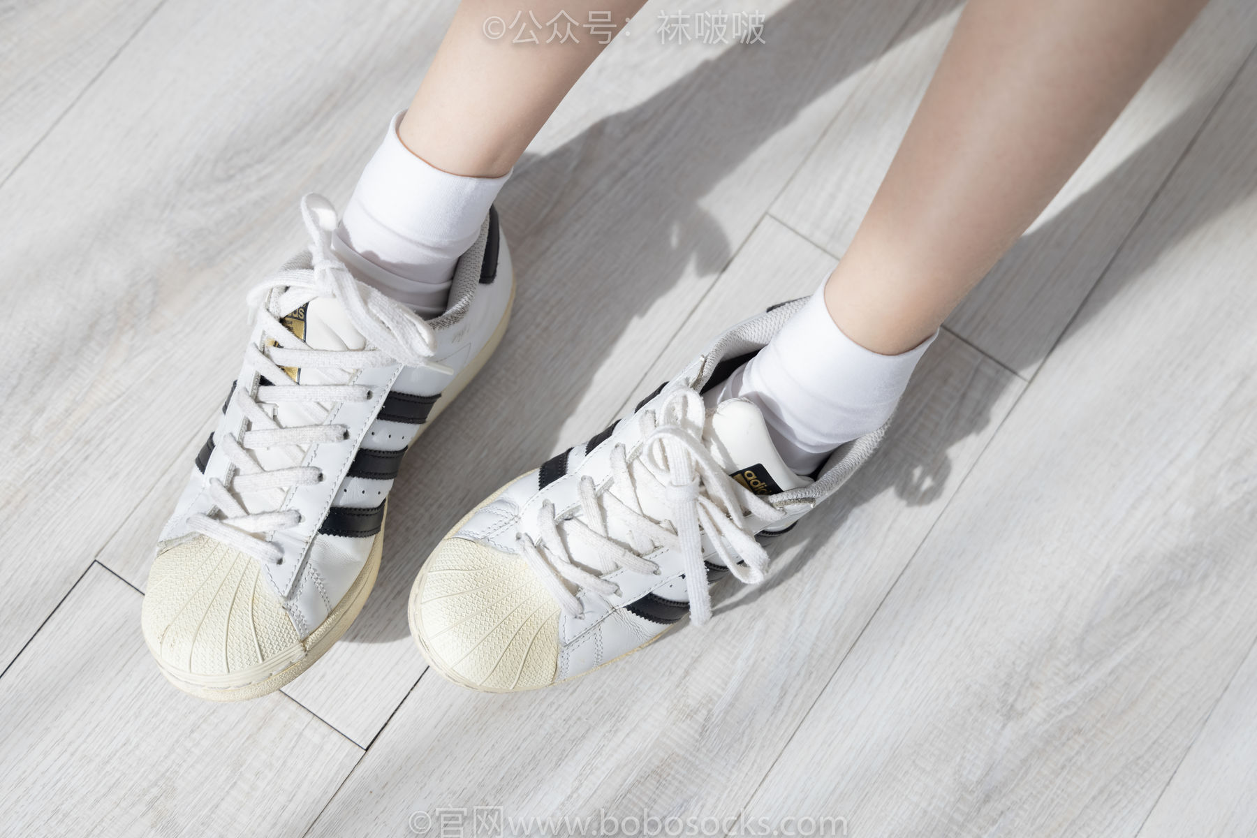 BoBoSocks袜啵啵 No.033 稚予-贝壳头、天鹅绒黑袜、天鹅绒白袜