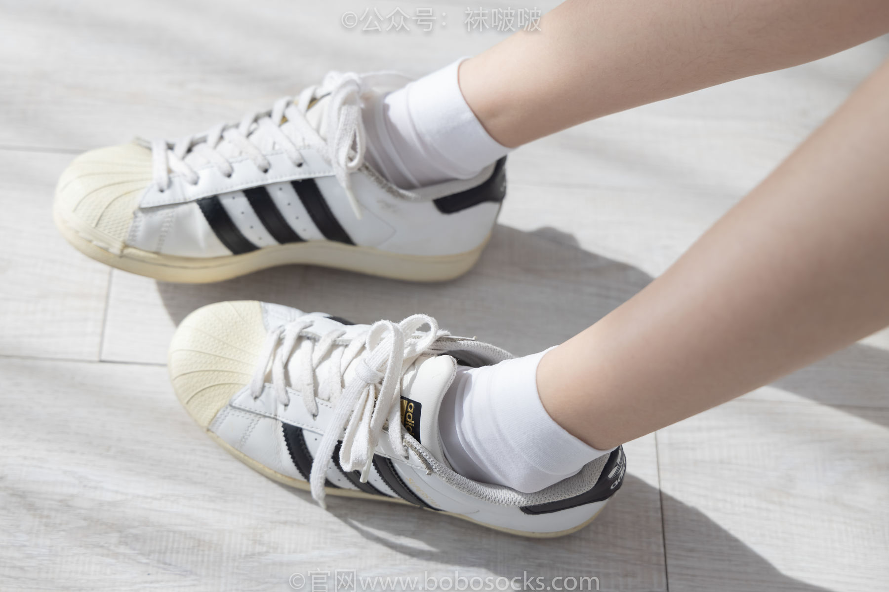 BoBoSocks袜啵啵 No.033 稚予-贝壳头、天鹅绒黑袜、天鹅绒白袜