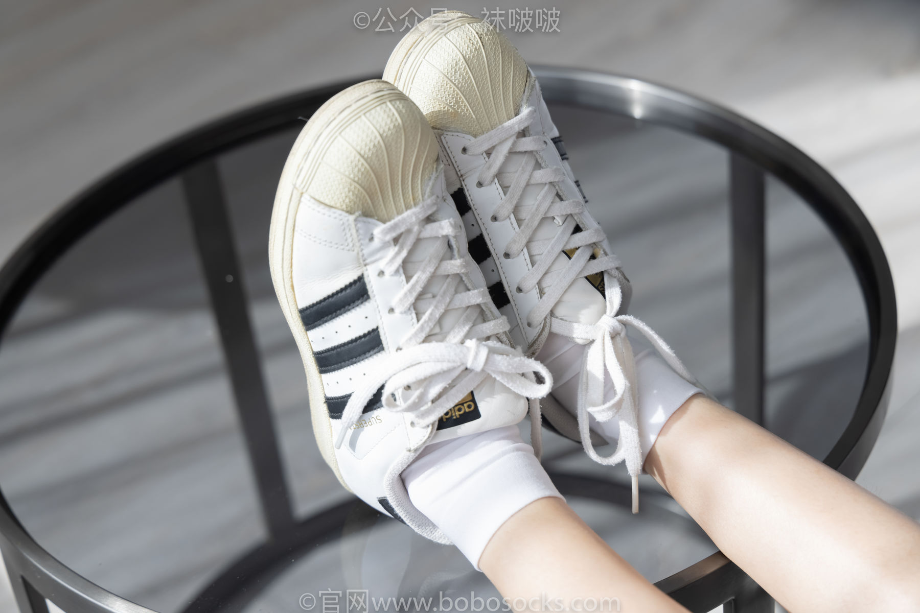 BoBoSocks袜啵啵 No.033 稚予-贝壳头、天鹅绒黑袜、天鹅绒白袜