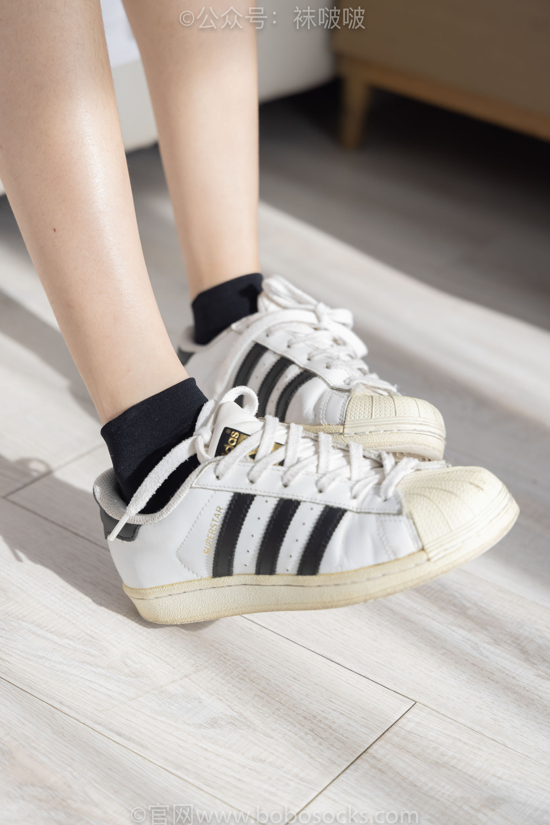 BoBoSocks袜啵啵 No.033 稚予-贝壳头、天鹅绒黑袜、天鹅绒白袜