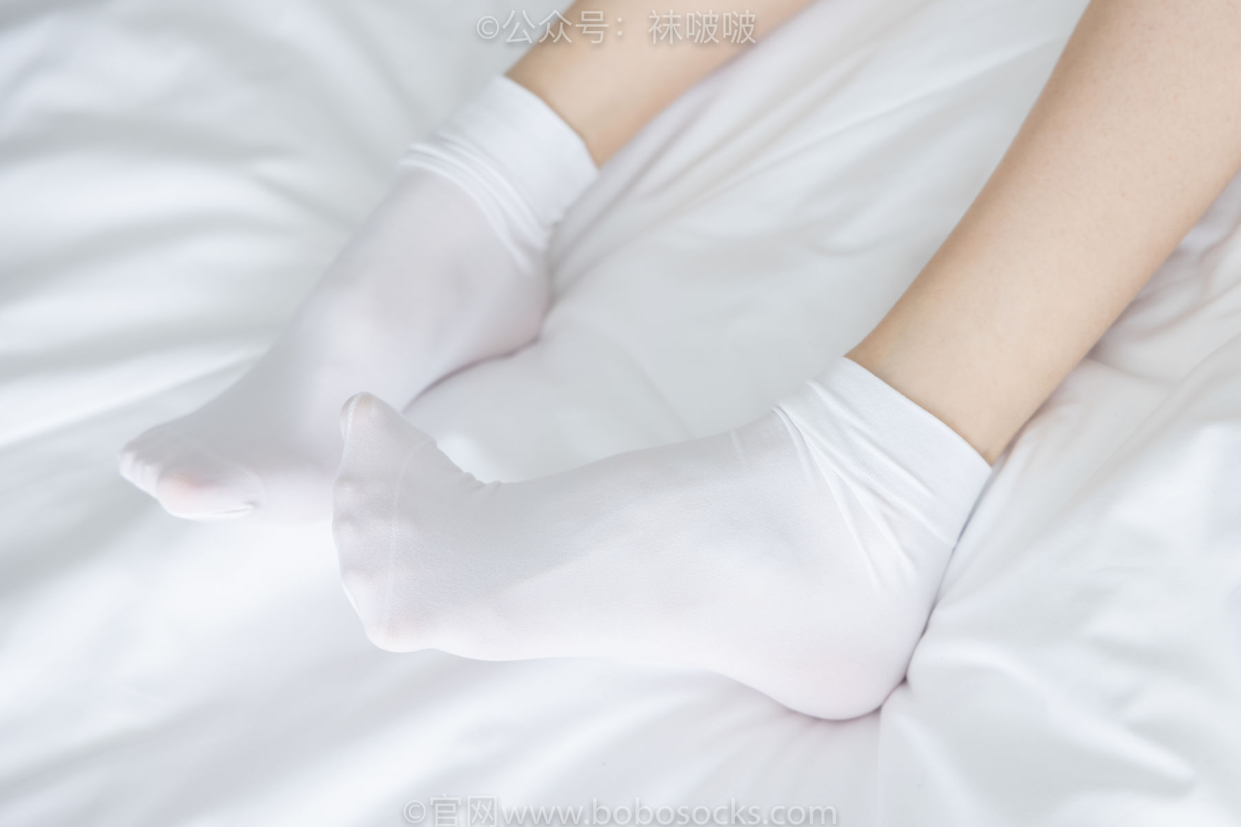 BoBoSocks袜啵啵 No.033 稚予-贝壳头、天鹅绒黑袜、天鹅绒白袜