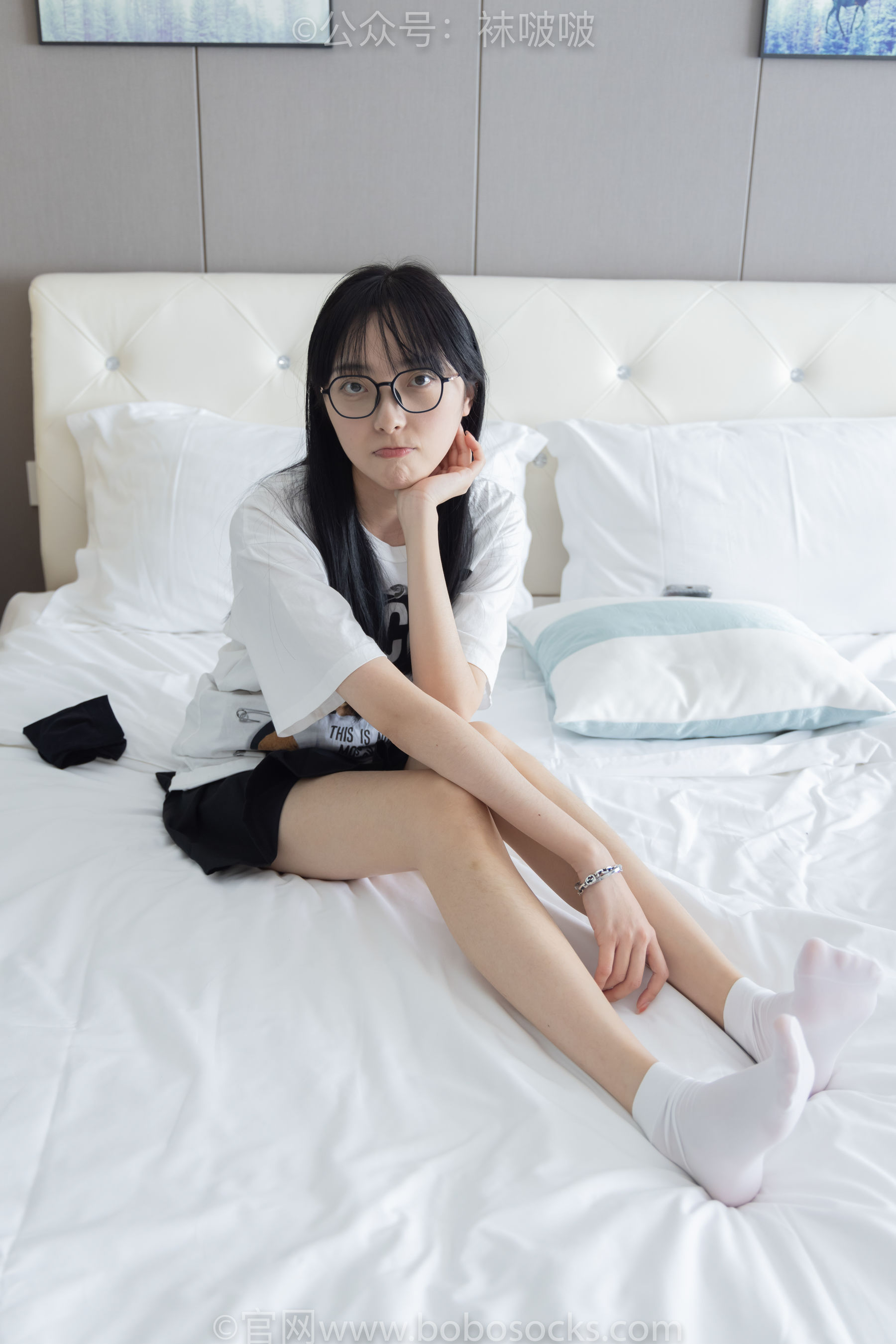 BoBoSocks袜啵啵 No.033 稚予-贝壳头、天鹅绒黑袜、天鹅绒白袜