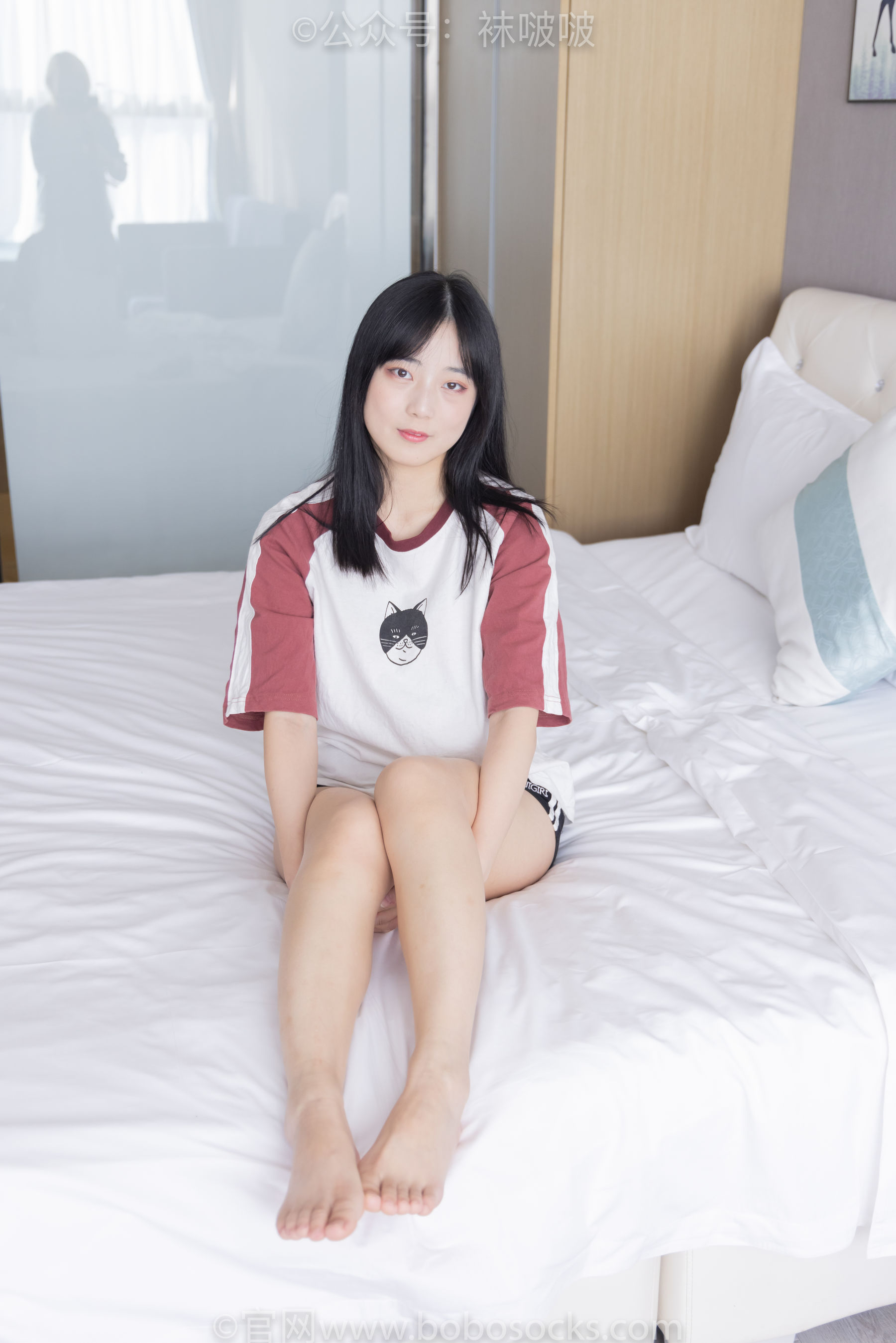 BoBoSocks袜啵啵 No.036 菠萝-帆布鞋、白棉袜、裸足