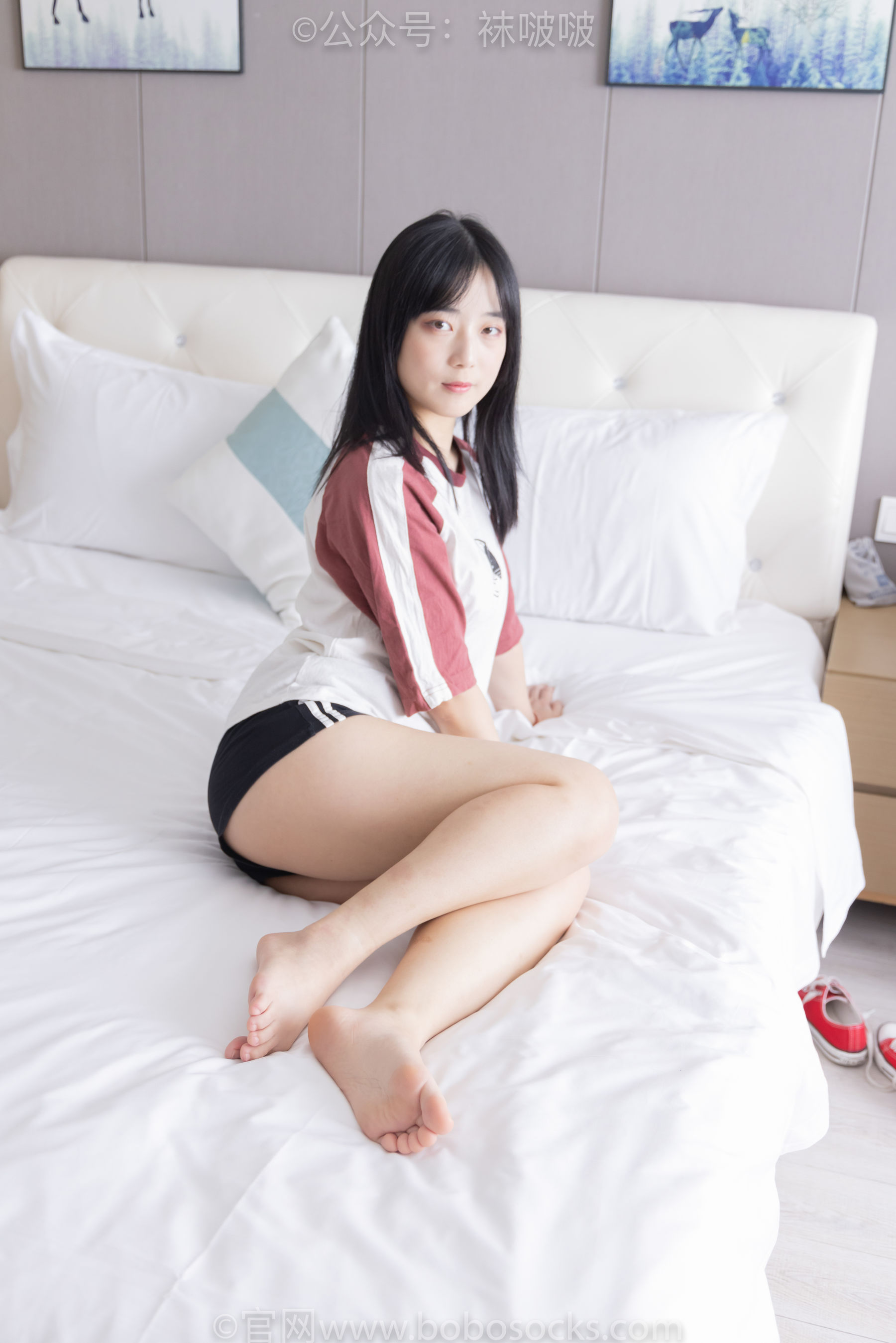 BoBoSocks袜啵啵 No.036 菠萝-帆布鞋、白棉袜、裸足