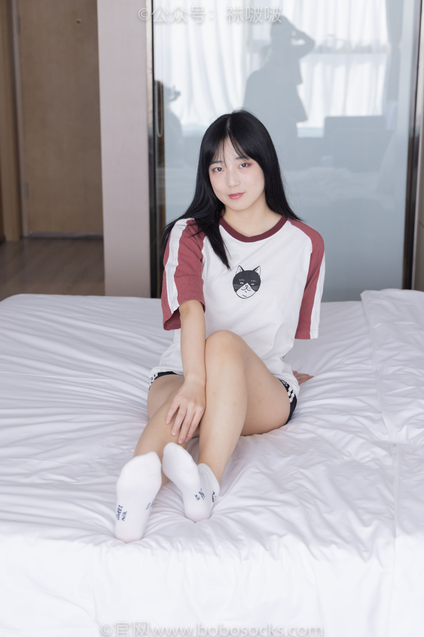BoBoSocks袜啵啵 No.036 菠萝-帆布鞋、白棉袜、裸足