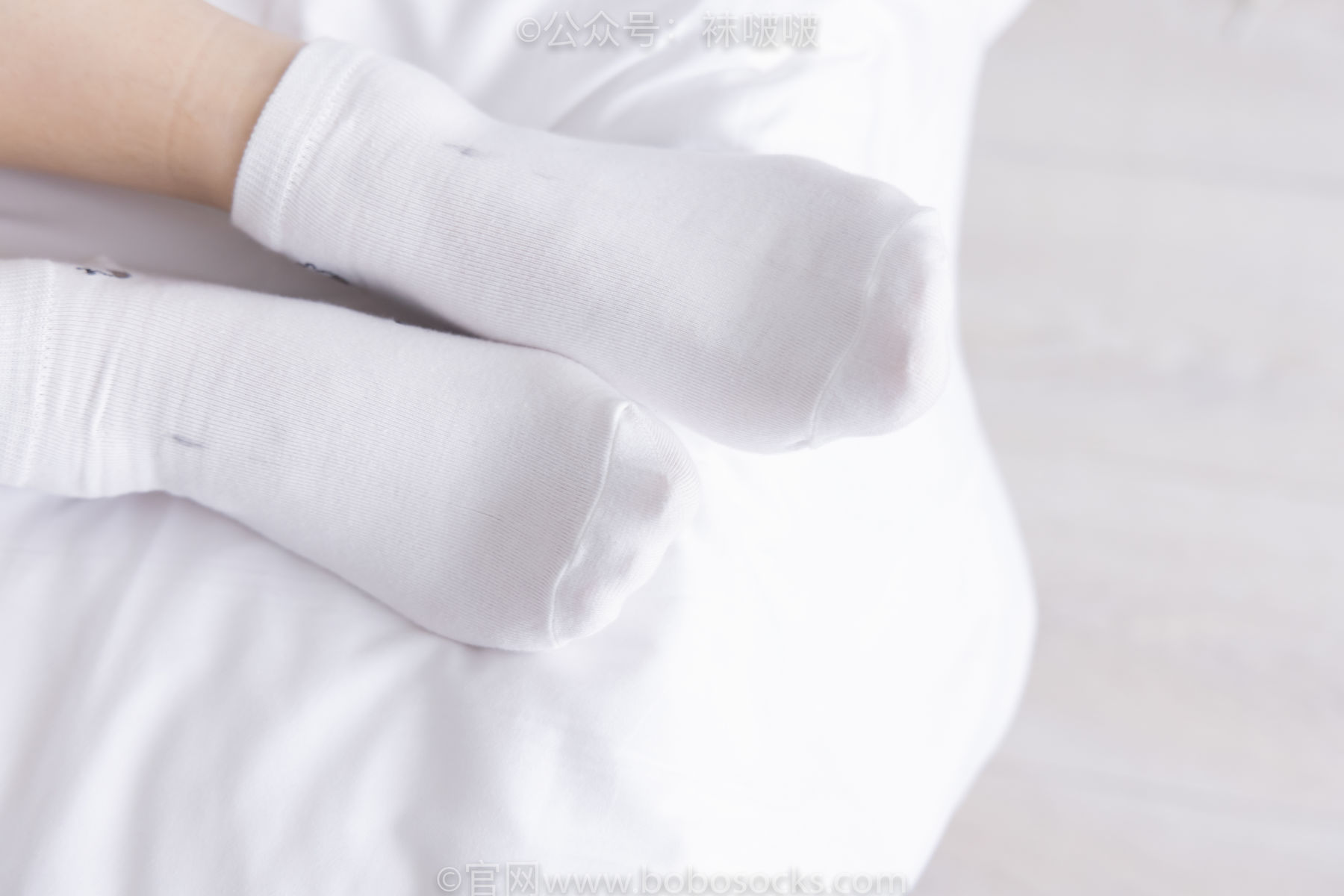 BoBoSocks袜啵啵 No.036 菠萝-帆布鞋、白棉袜、裸足