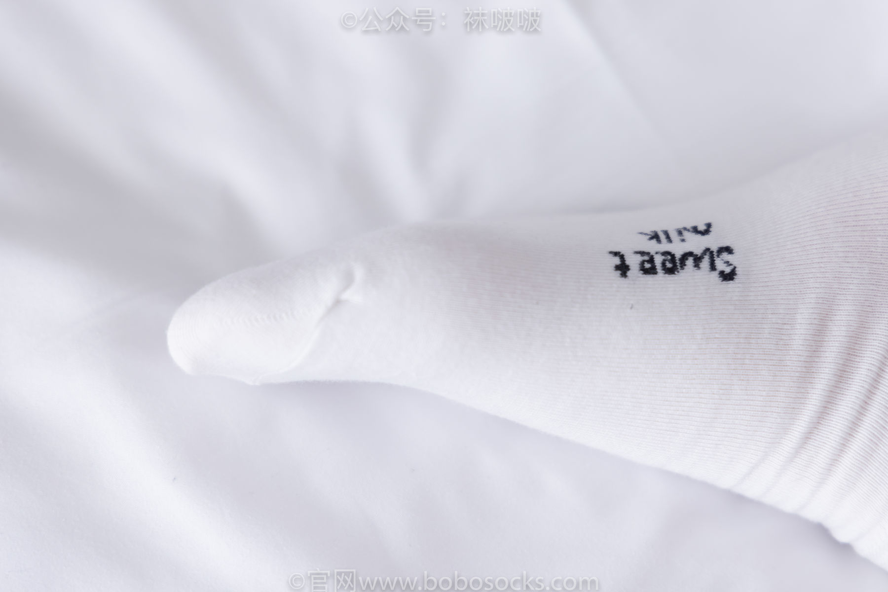 BoBoSocks袜啵啵 No.036 菠萝-帆布鞋、白棉袜、裸足