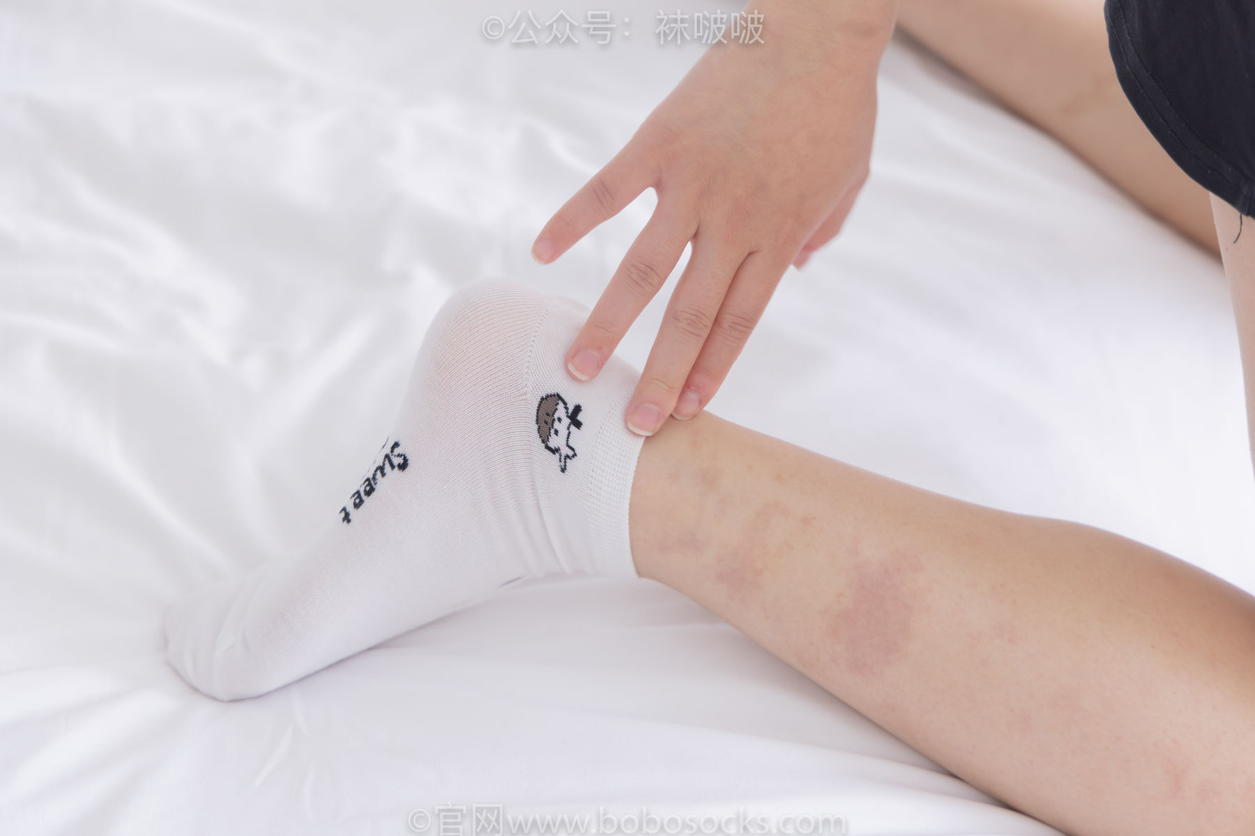 BoBoSocks袜啵啵 No.036 菠萝-帆布鞋、白棉袜、裸足