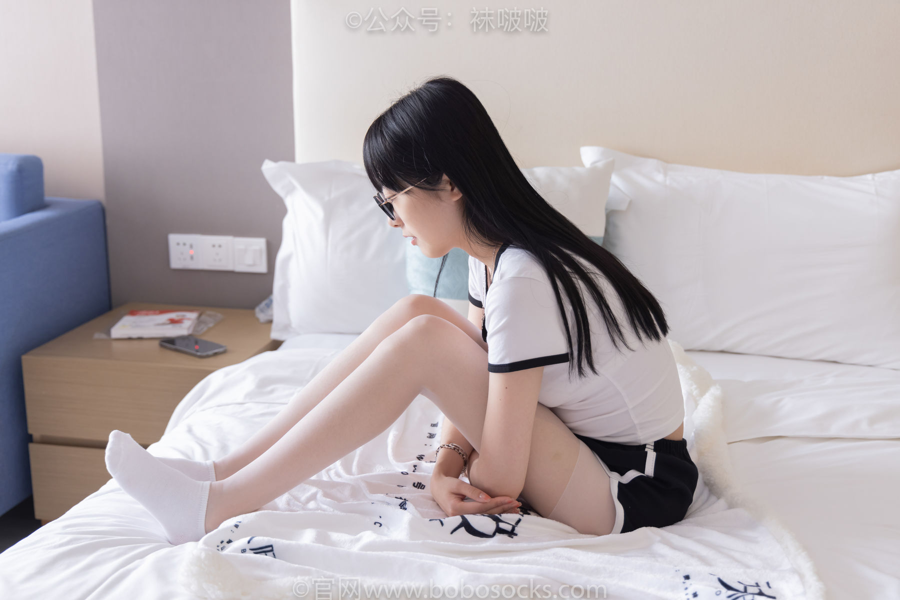 BoBoSocks袜啵啵 No.037 稚予-帆布鞋、短白棉袜、白丝