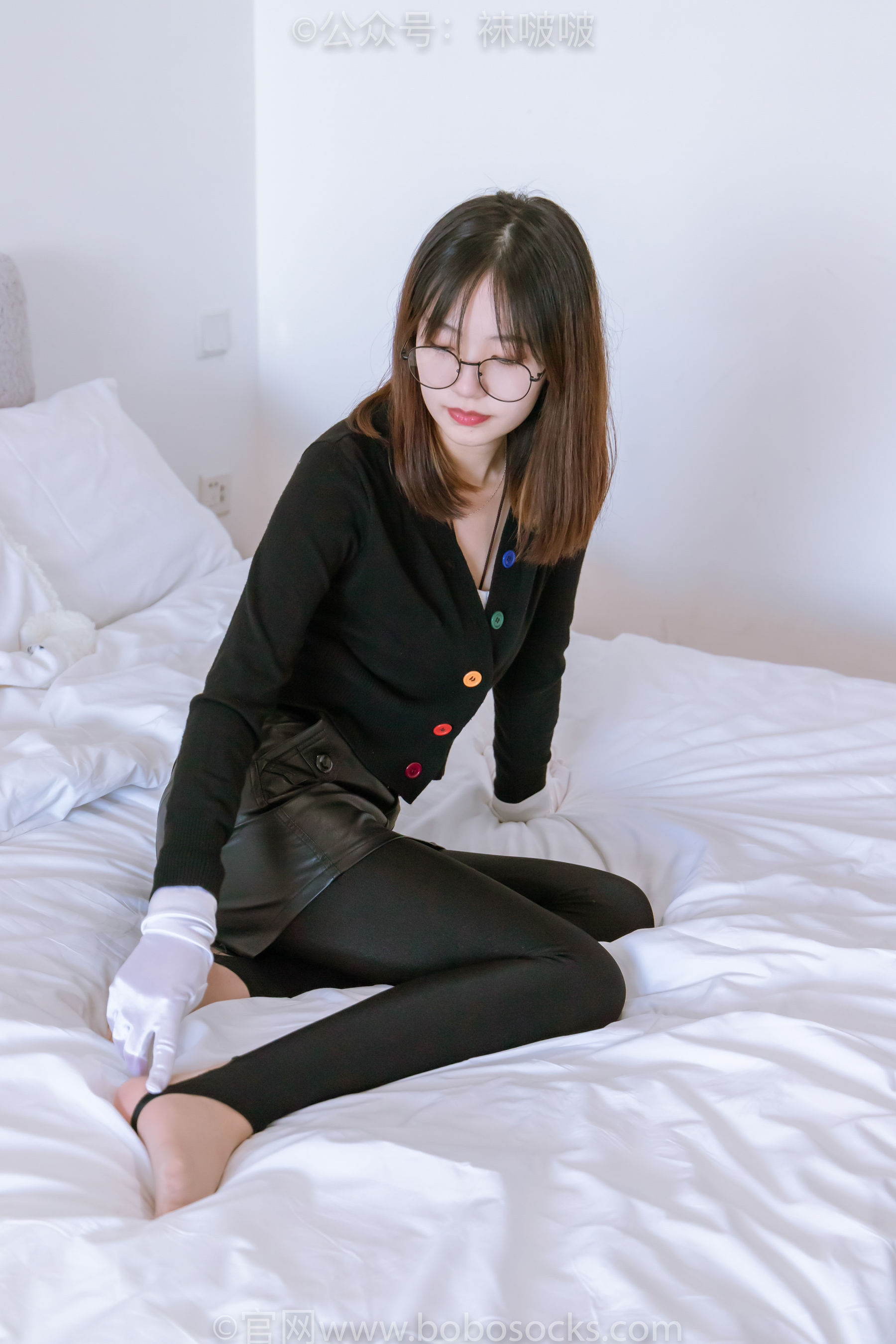 BoBoSocks袜啵啵 No.041 小甜豆-高跟长靴、黑色踩脚裤、肉丝
