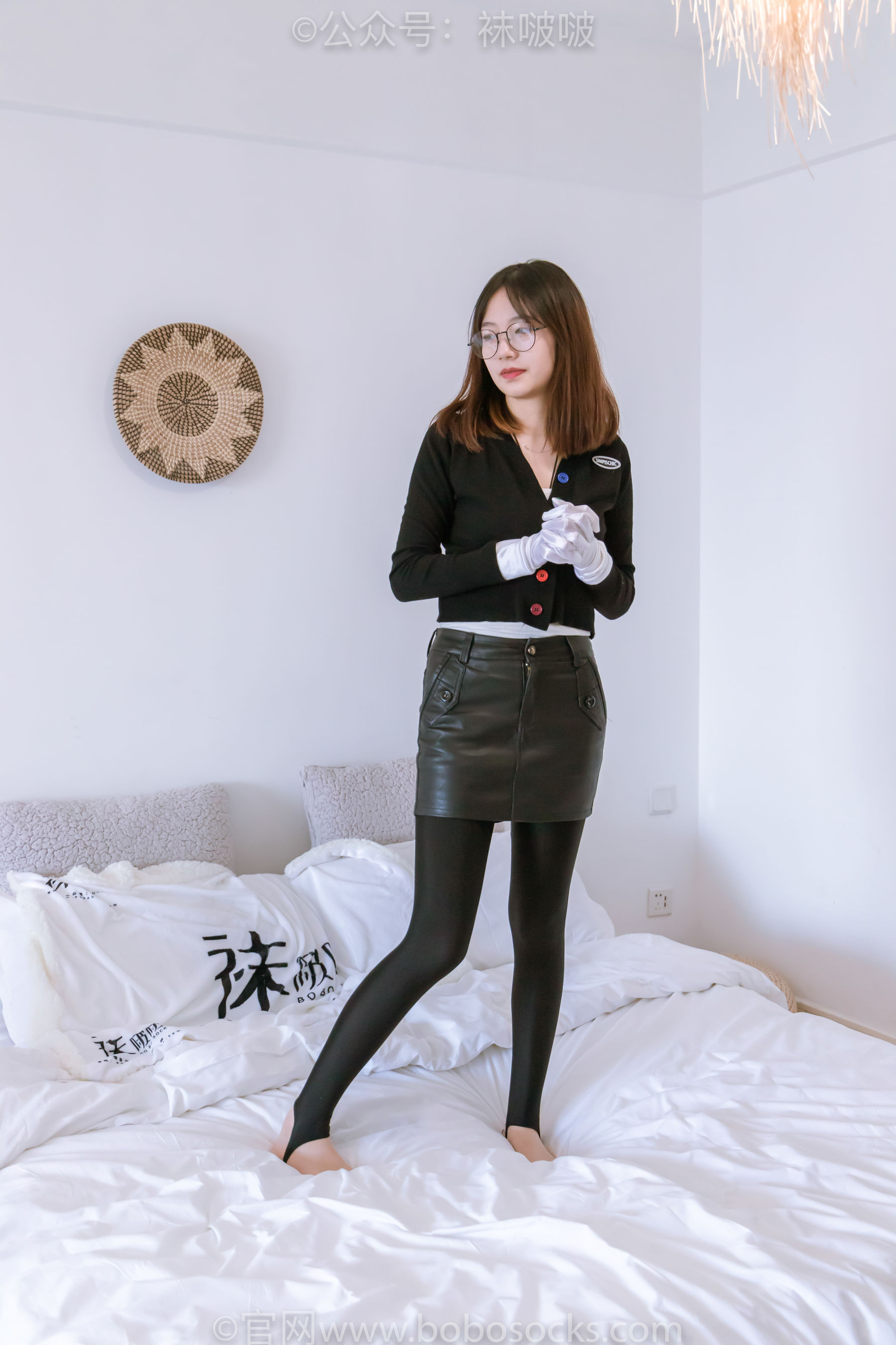 BoBoSocks袜啵啵 No.041 小甜豆-高跟长靴、黑色踩脚裤、肉丝