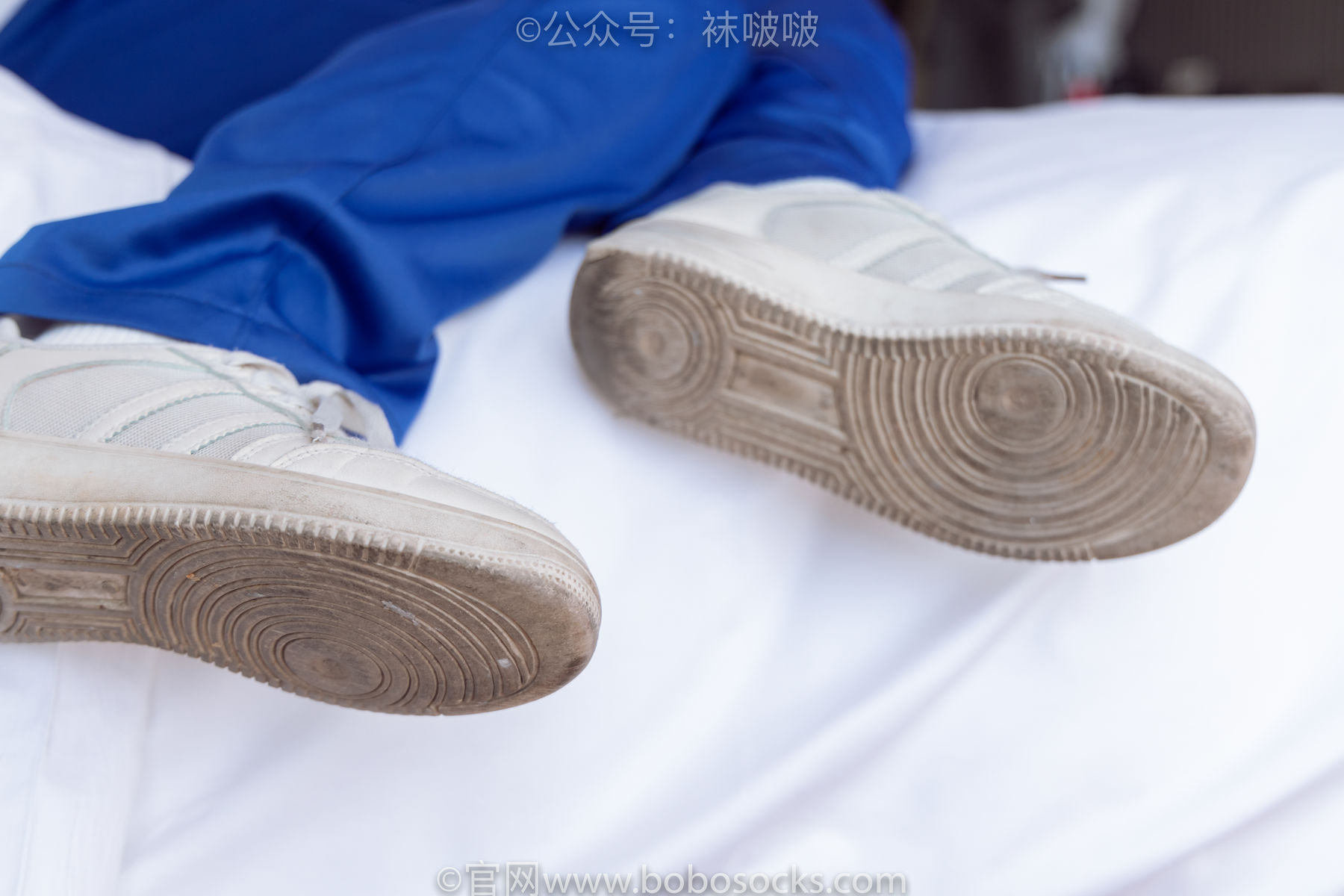 BoBoSocks袜啵啵 No.042 砂糖-校服、板鞋、白棉袜、油亮白丝