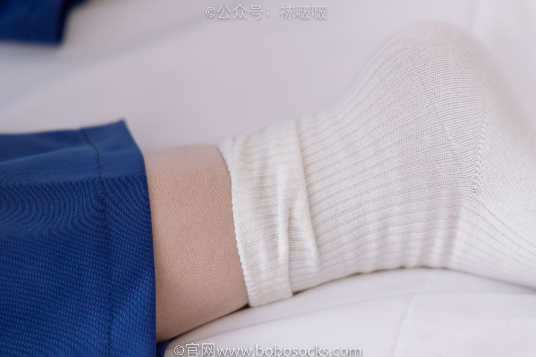 BoBoSocks袜啵啵 No.042 砂糖-校服、板鞋、白棉袜、油亮白丝