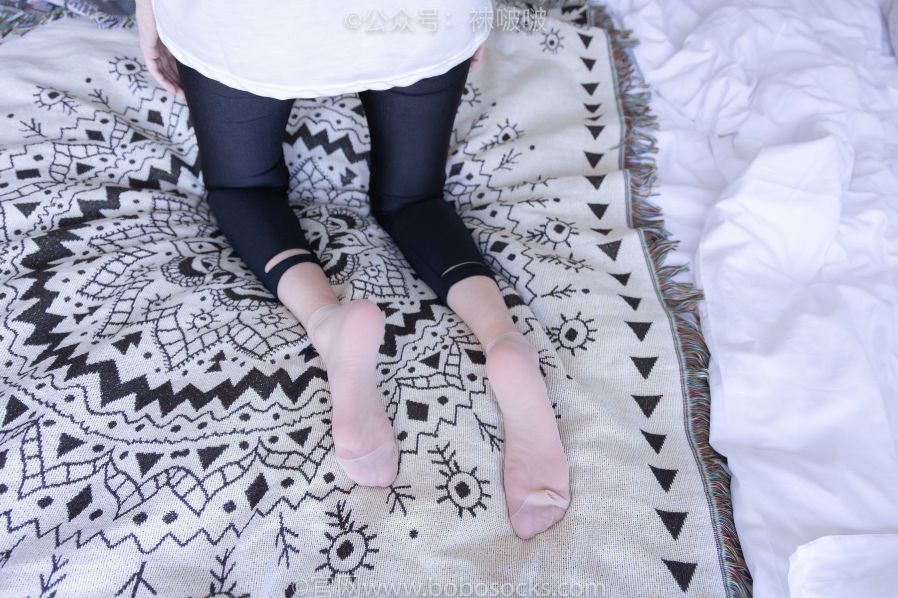 BoBoSocks袜啵啵 No.044 稚予-贝壳头、匡威帆布鞋、短肉丝