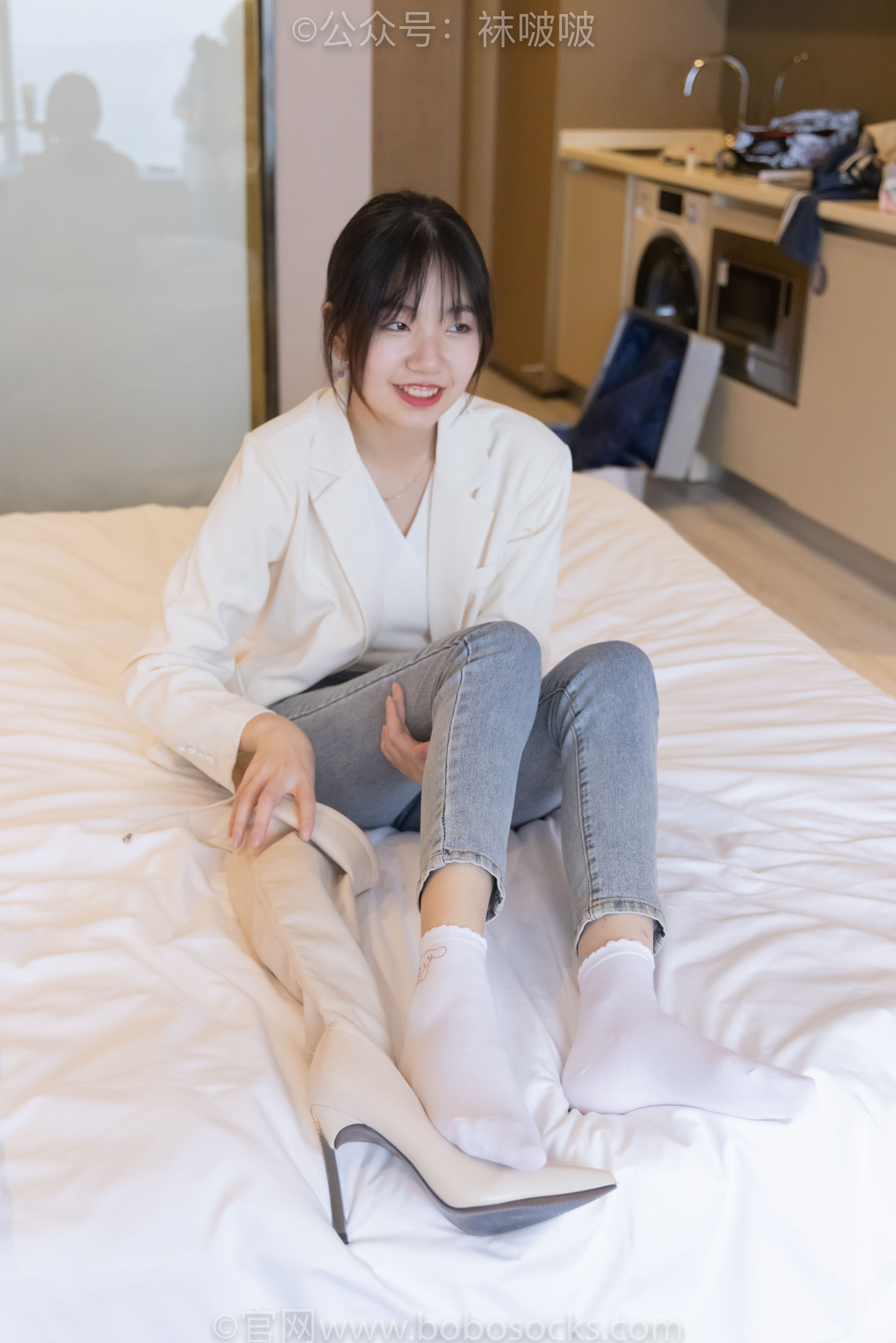 BoBoSocks袜啵啵 No.050 小甜豆-高跟长靴、白棉袜