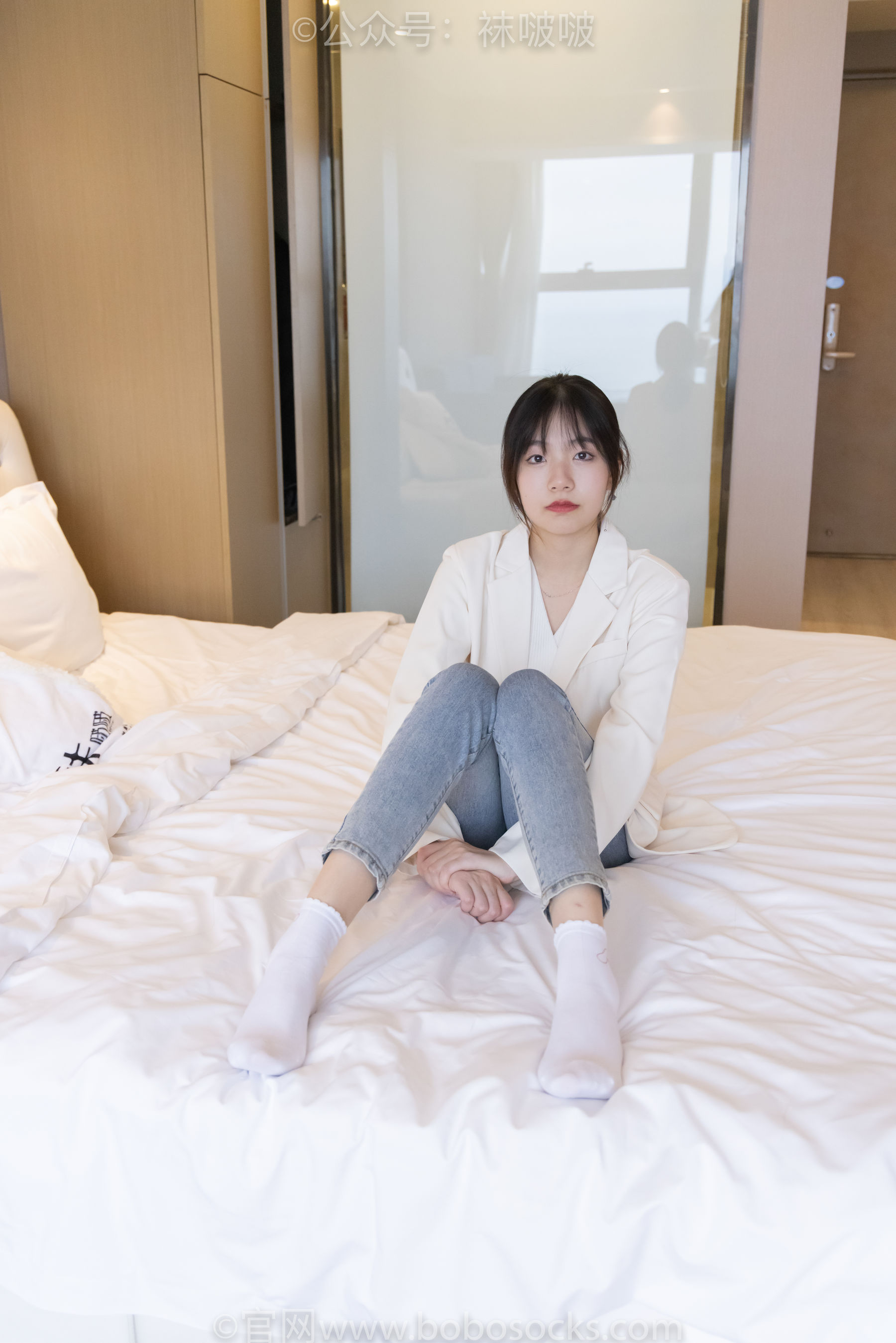 BoBoSocks袜啵啵 No.050 小甜豆-高跟长靴、白棉袜