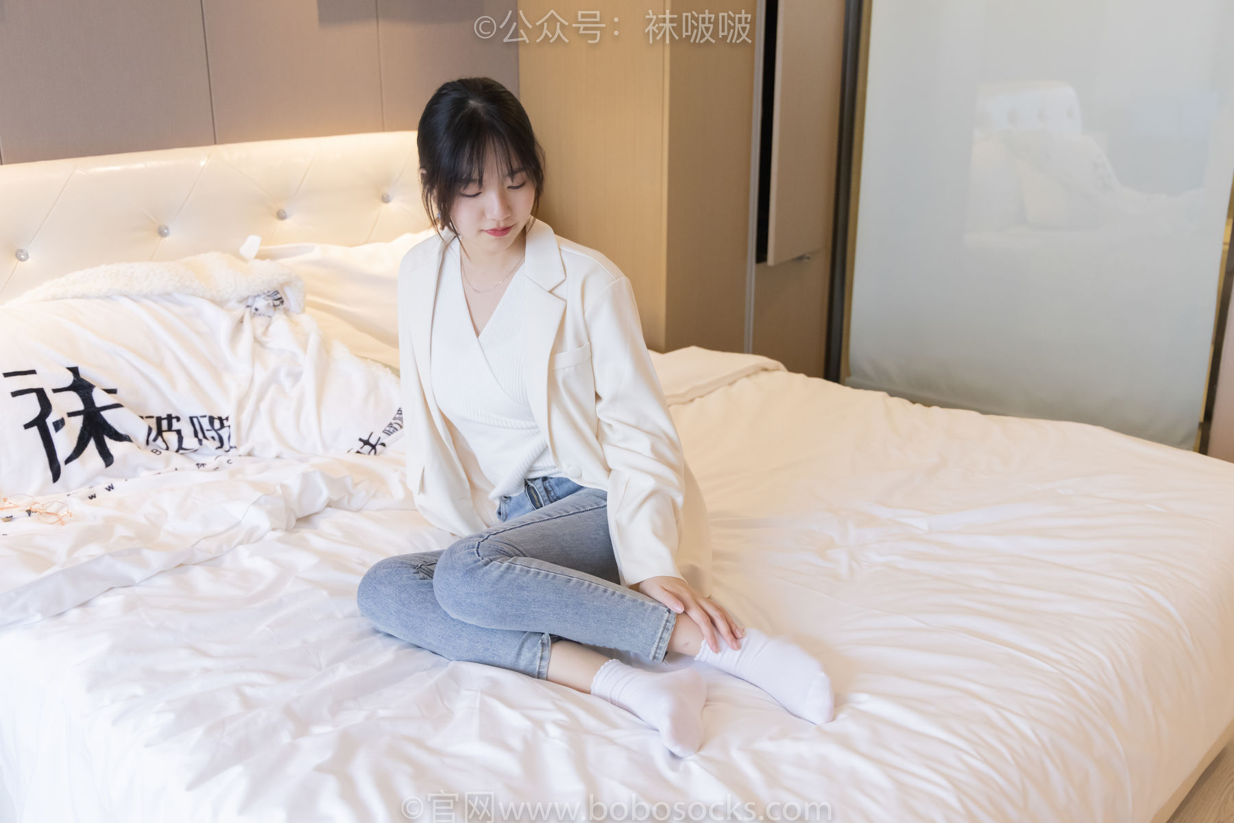 BoBoSocks袜啵啵 No.050 小甜豆-高跟长靴、白棉袜