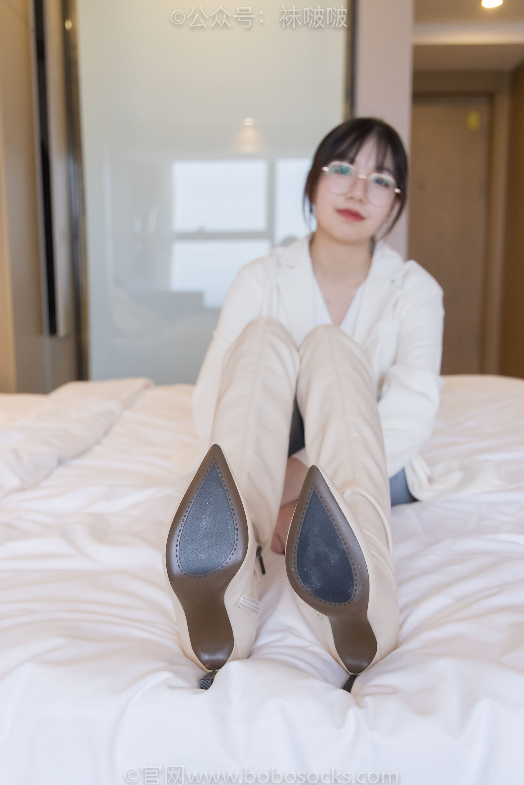 BoBoSocks袜啵啵 No.050 小甜豆-高跟长靴、白棉袜