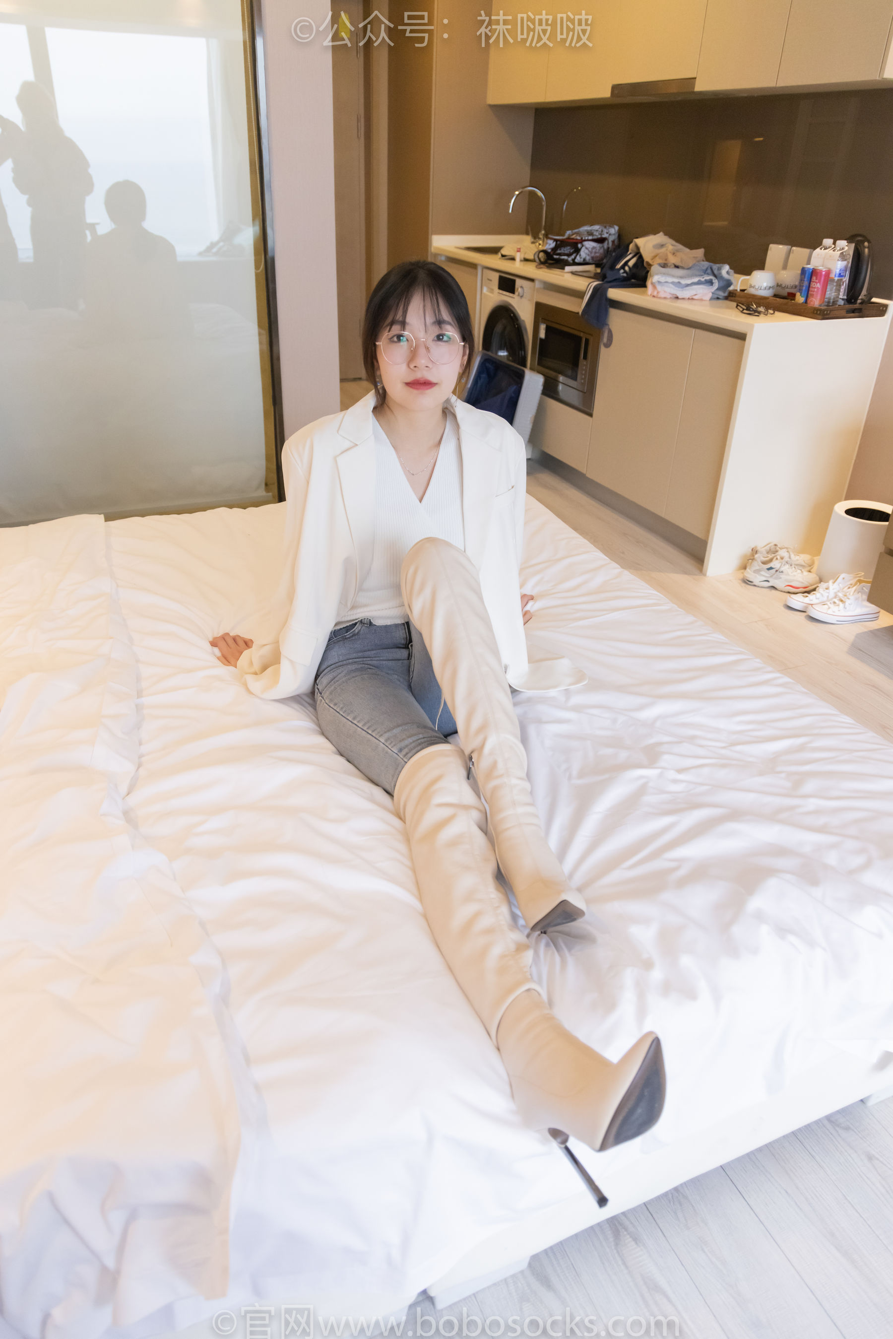 BoBoSocks袜啵啵 No.050 小甜豆-高跟长靴、白棉袜