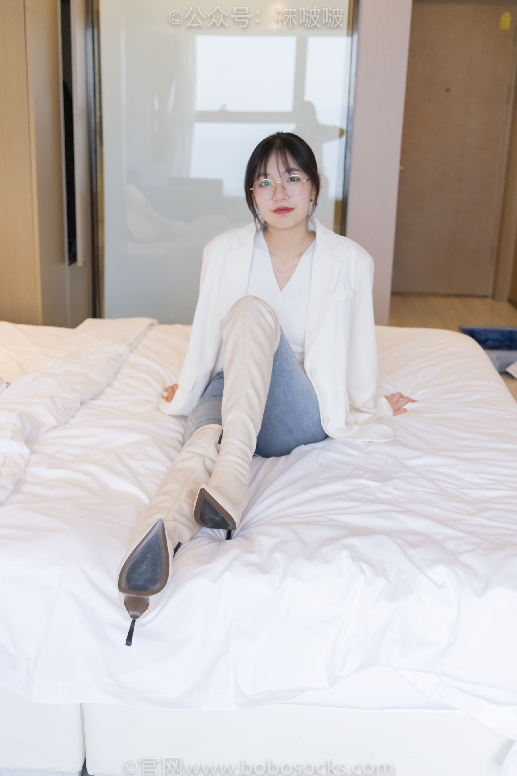BoBoSocks袜啵啵 No.050 小甜豆-高跟长靴、白棉袜