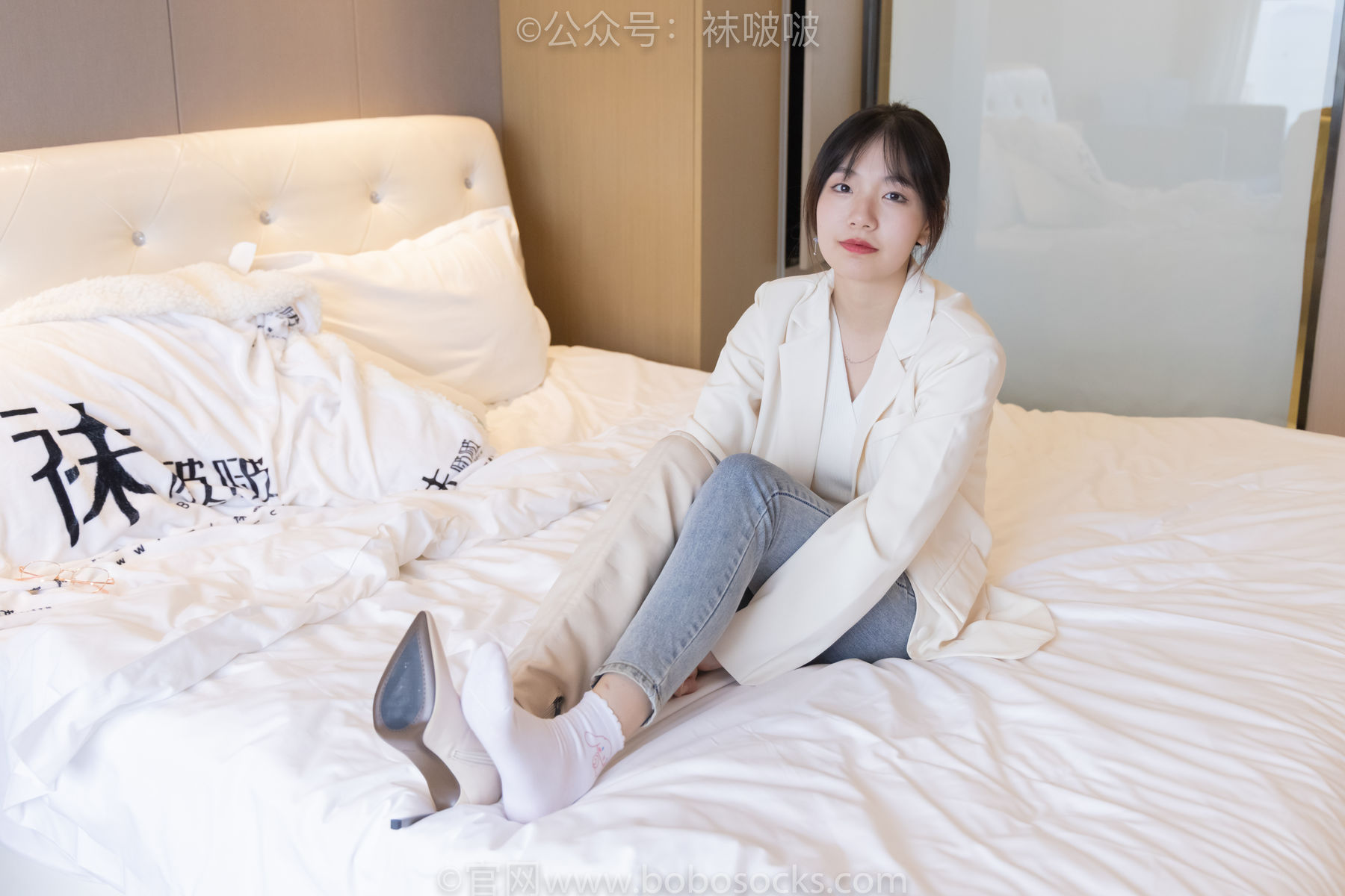 BoBoSocks袜啵啵 No.050 小甜豆-高跟长靴、白棉袜