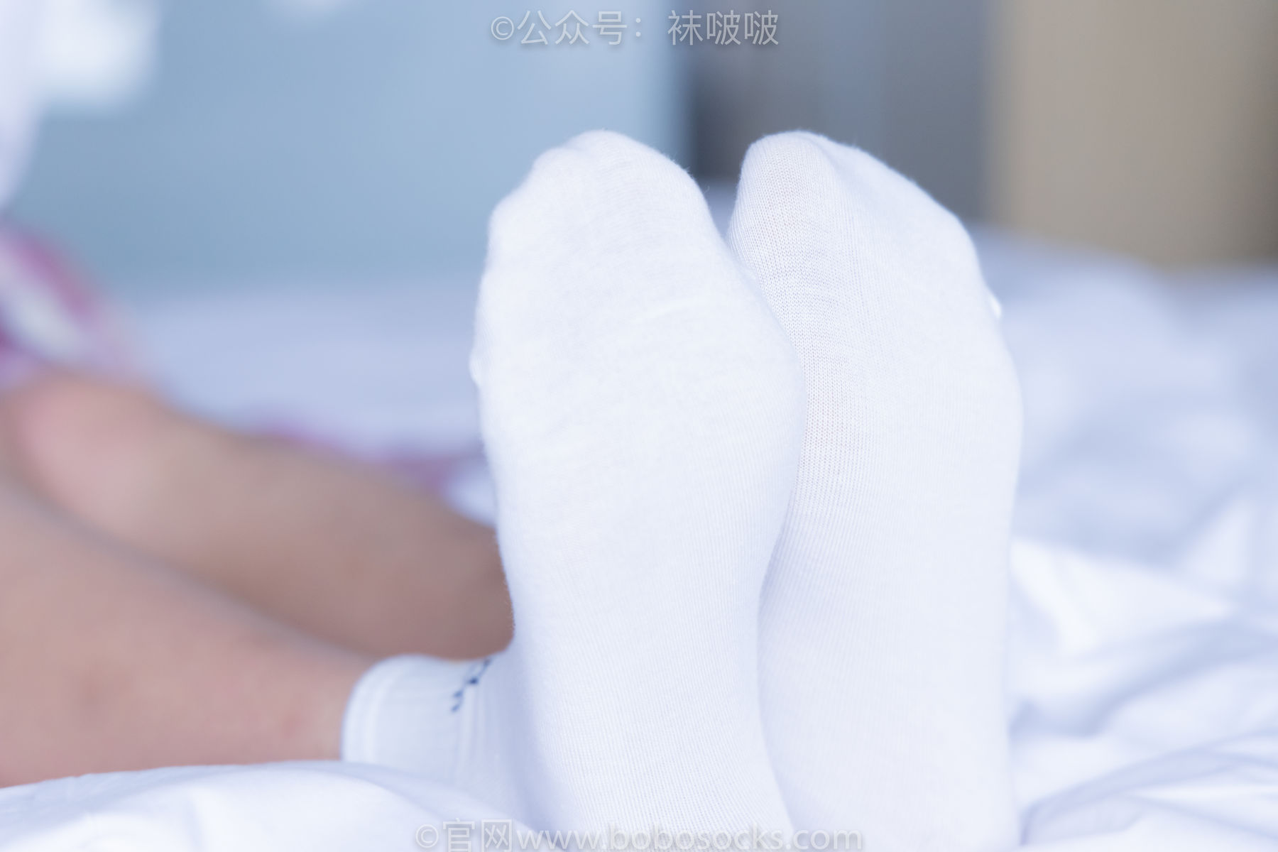 BoBoSocks袜啵啵 No.052 瑶瑶-JK制服、帆布鞋、白棉袜、裸足