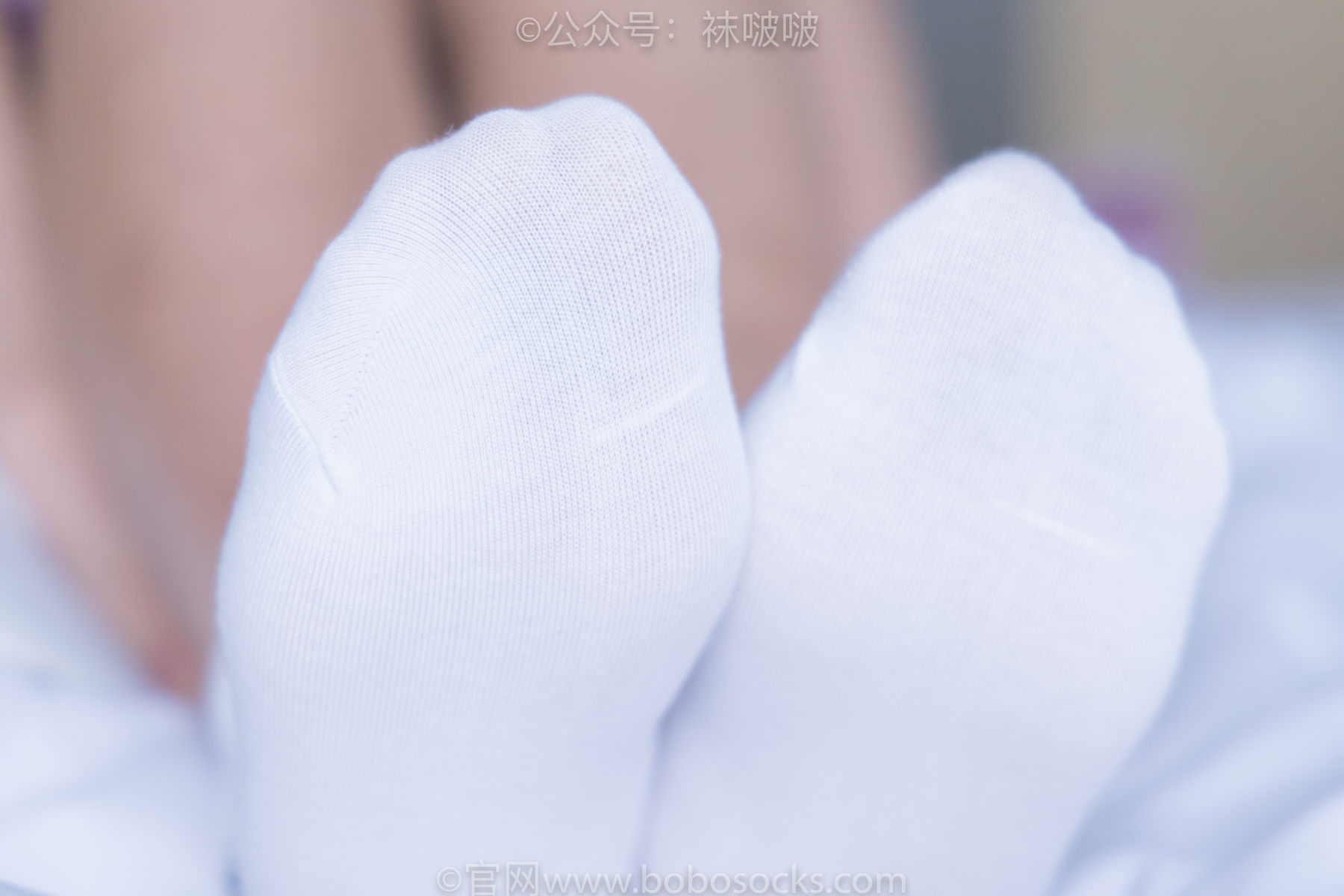 BoBoSocks袜啵啵 No.052 瑶瑶-JK制服、帆布鞋、白棉袜、裸足