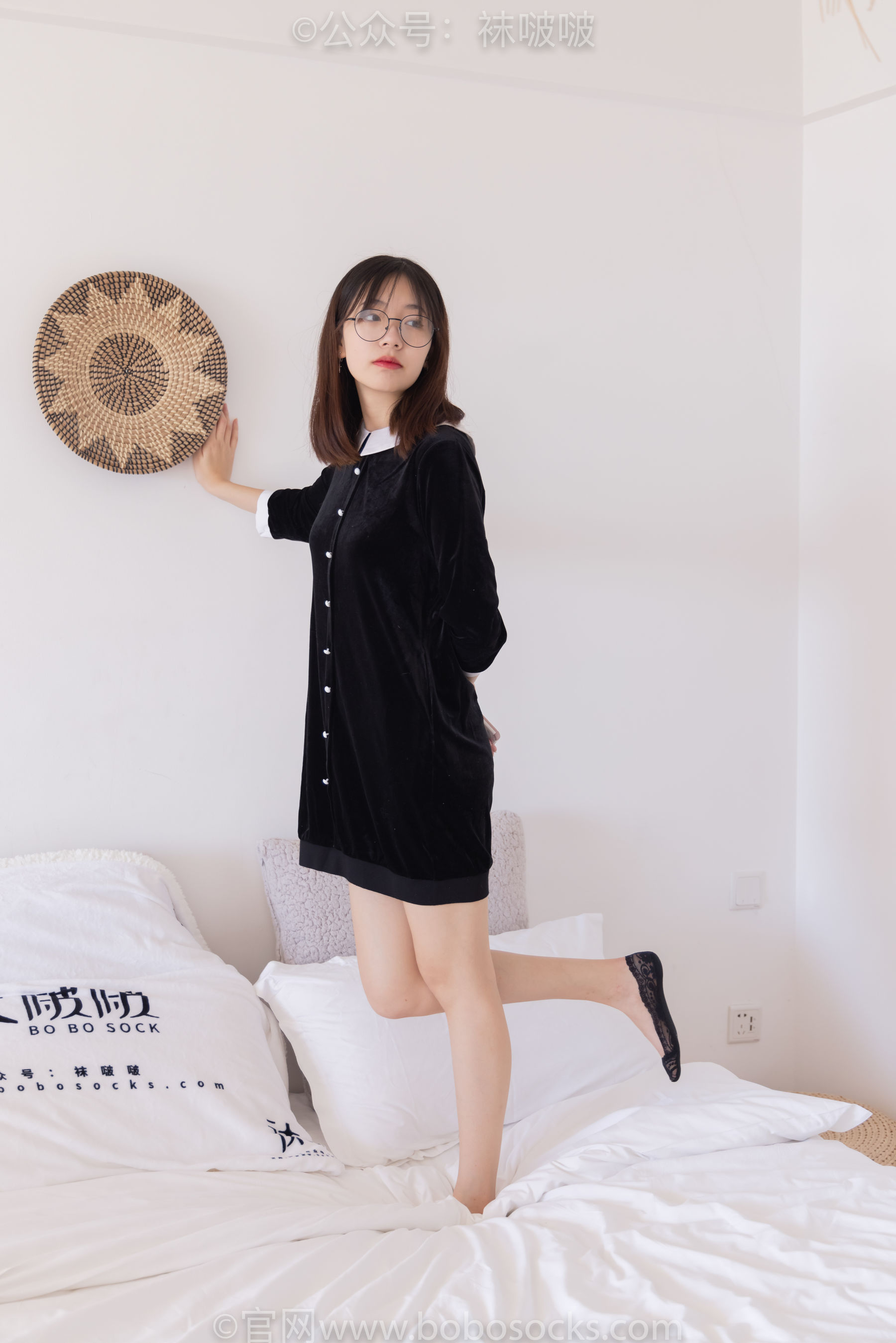 BoBoSocks袜啵啵 No.053 小甜豆-皮鞋、厚黑丝、黑色蕾丝船袜