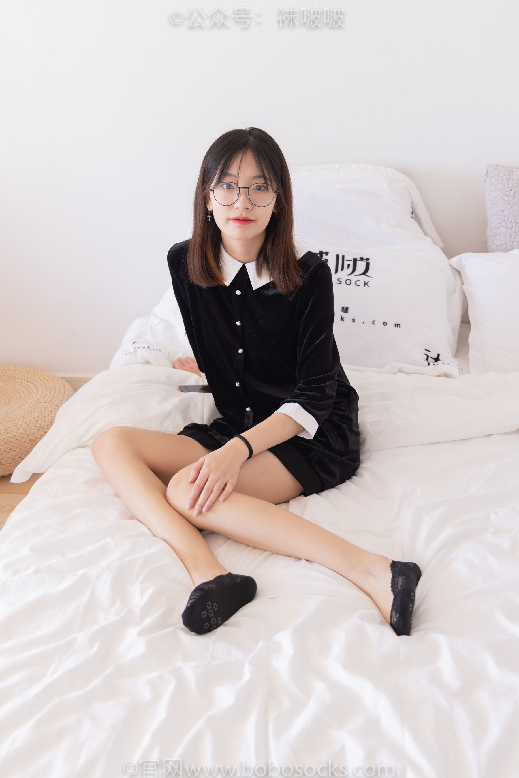 BoBoSocks袜啵啵 No.053 小甜豆-皮鞋、厚黑丝、黑色蕾丝船袜
