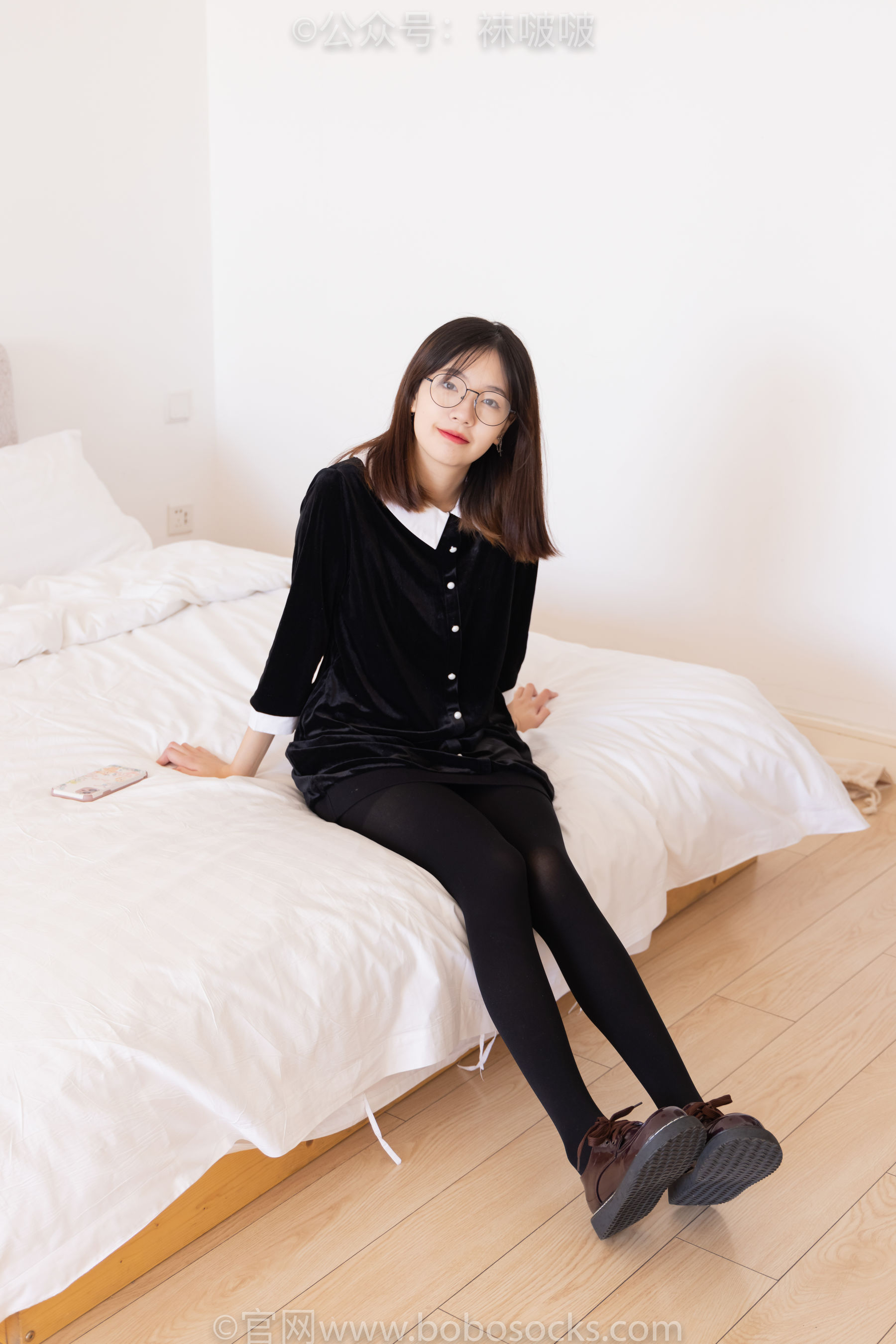 BoBoSocks袜啵啵 No.053 小甜豆-皮鞋、厚黑丝、黑色蕾丝船袜