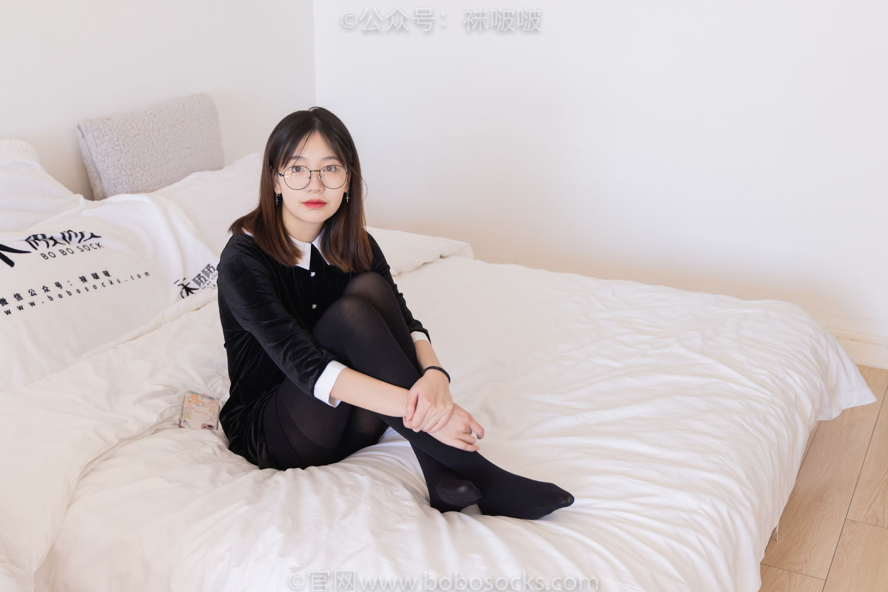 BoBoSocks袜啵啵 No.053 小甜豆-皮鞋、厚黑丝、黑色蕾丝船袜