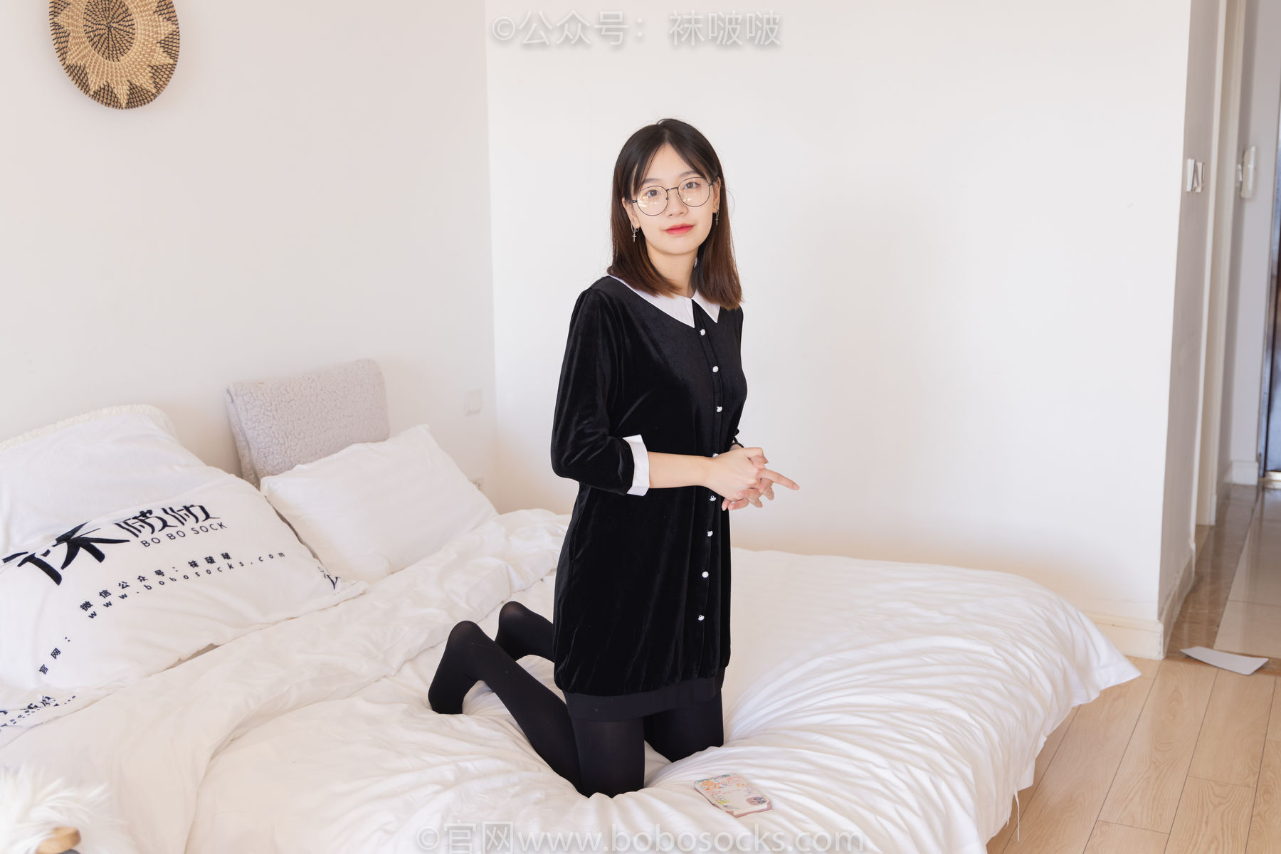 BoBoSocks袜啵啵 No.053 小甜豆-皮鞋、厚黑丝、黑色蕾丝船袜