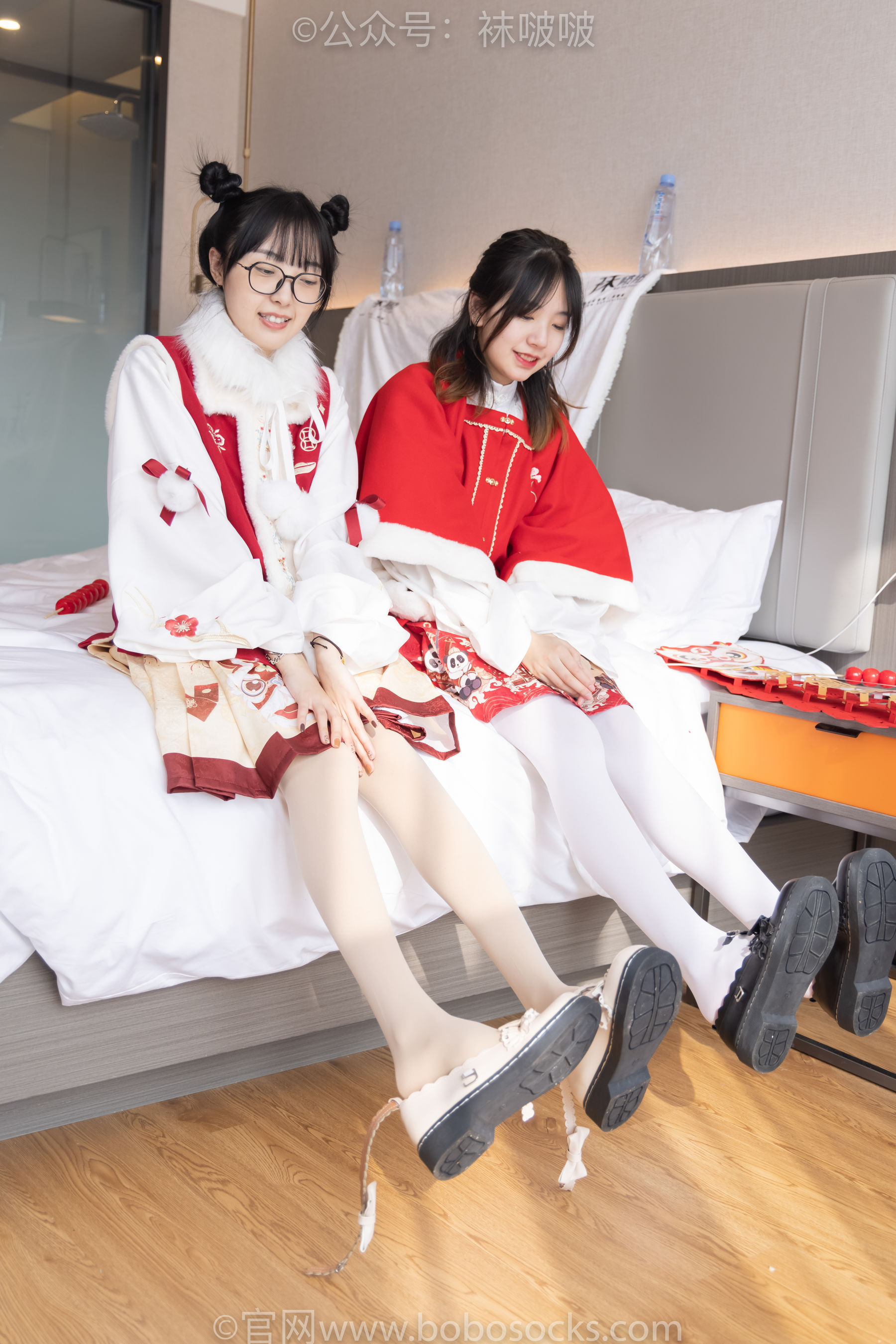 BoBoSocks袜啵啵 No.054 小甜豆与稚予-给大家拜年啦