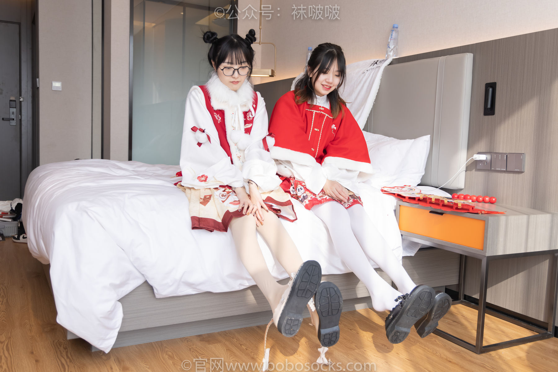 BoBoSocks袜啵啵 No.054 小甜豆与稚予-给大家拜年啦