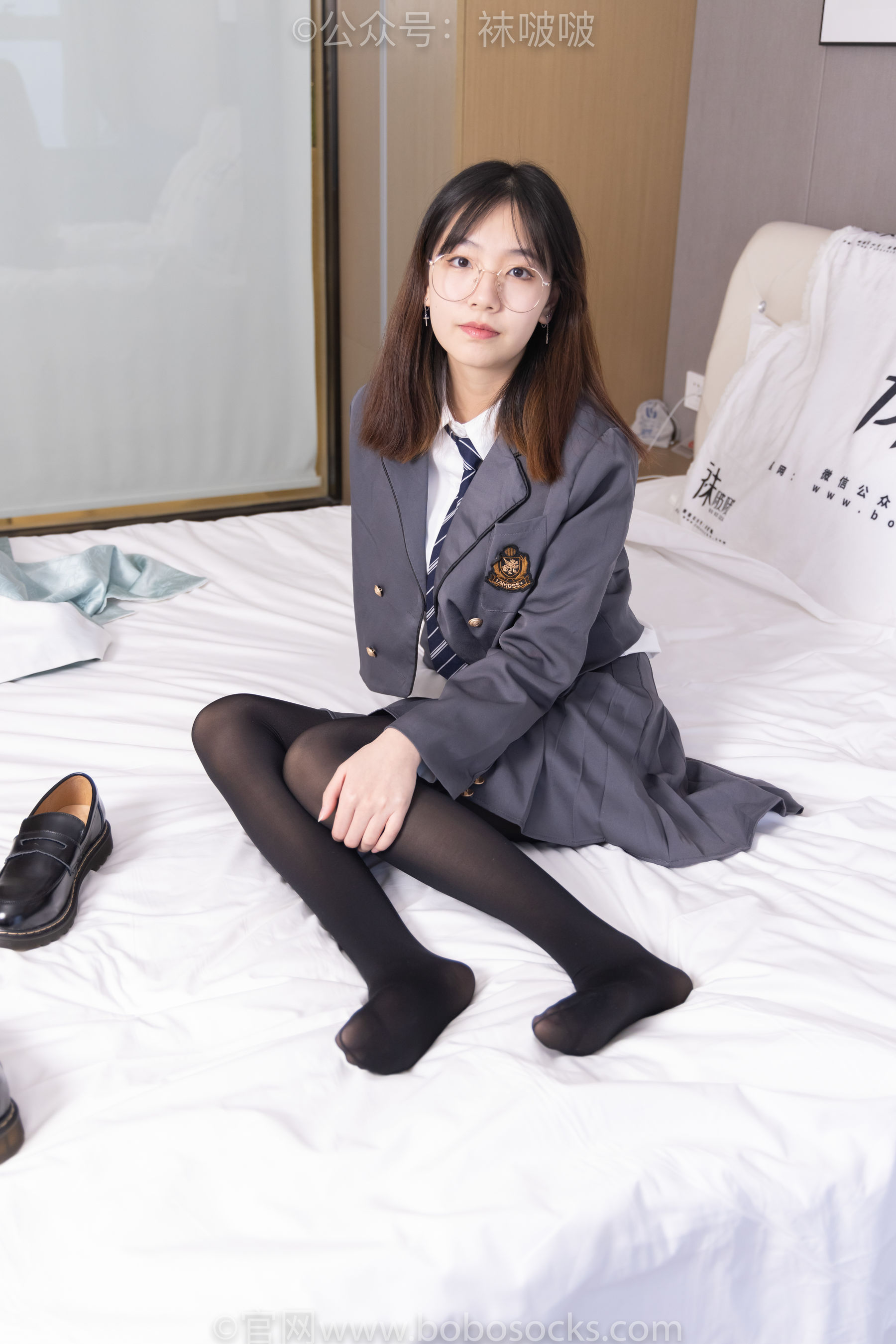 BoBoSocks袜啵啵 No.060 小甜豆-JK制服、皮鞋、厚黑丝