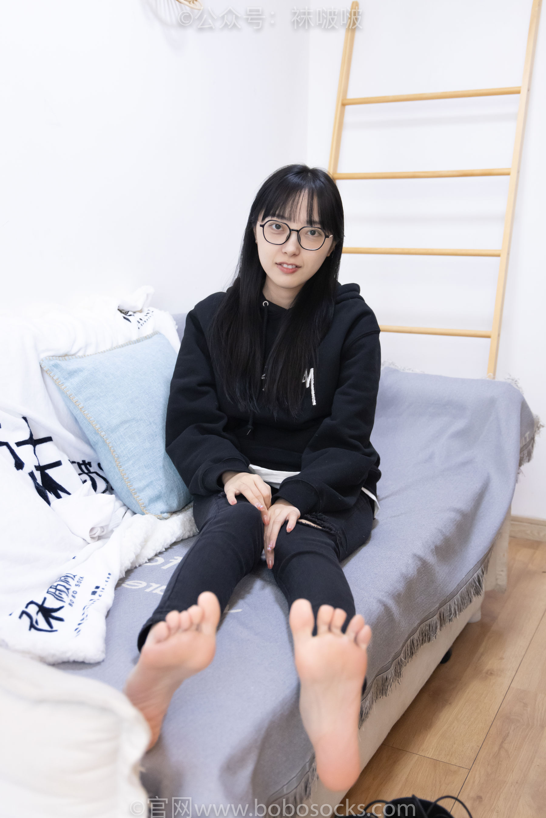 BoBoSocks袜啵啵 No.061 稚予-短靴、白棉袜、裸足