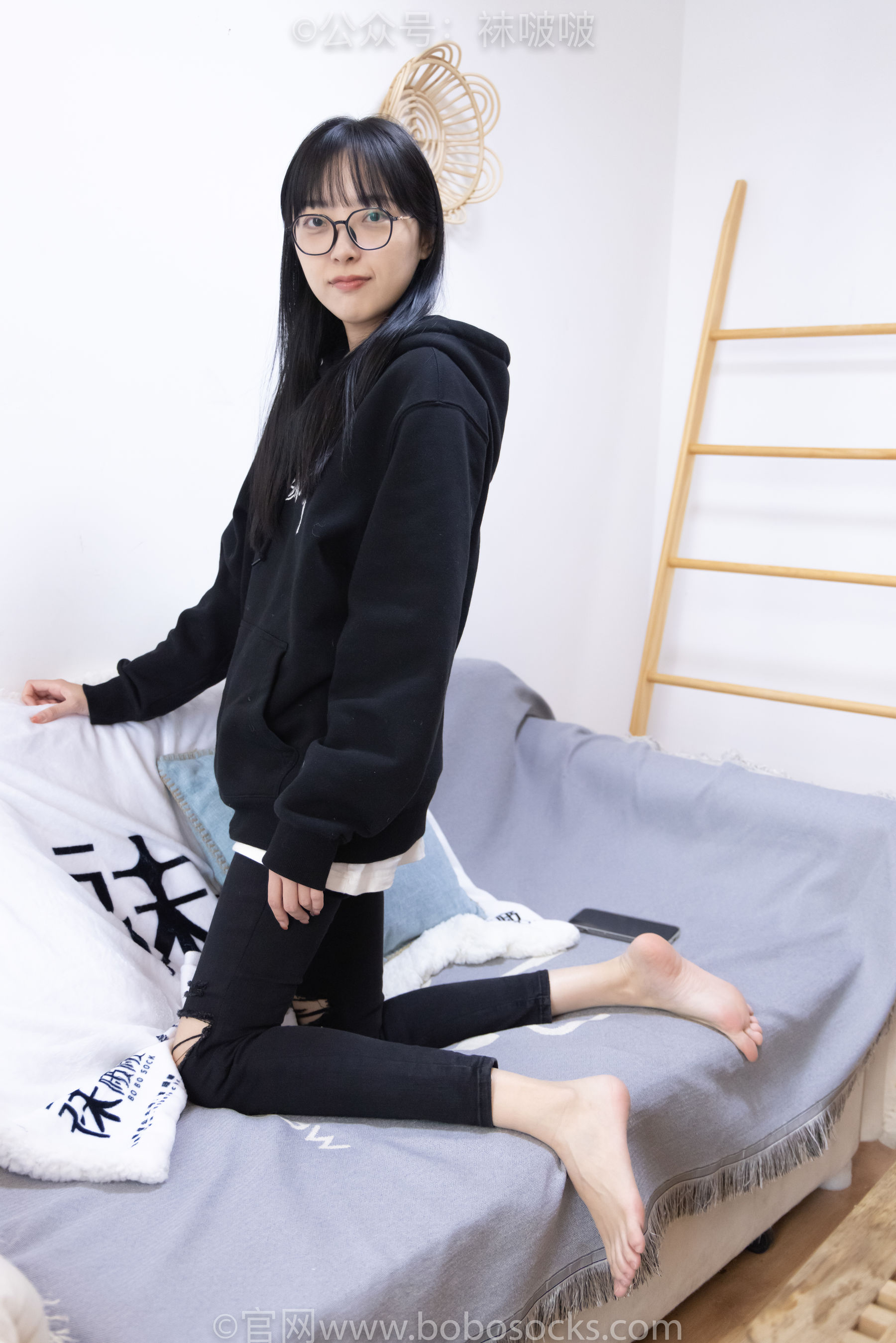 BoBoSocks袜啵啵 No.061 稚予-短靴、白棉袜、裸足